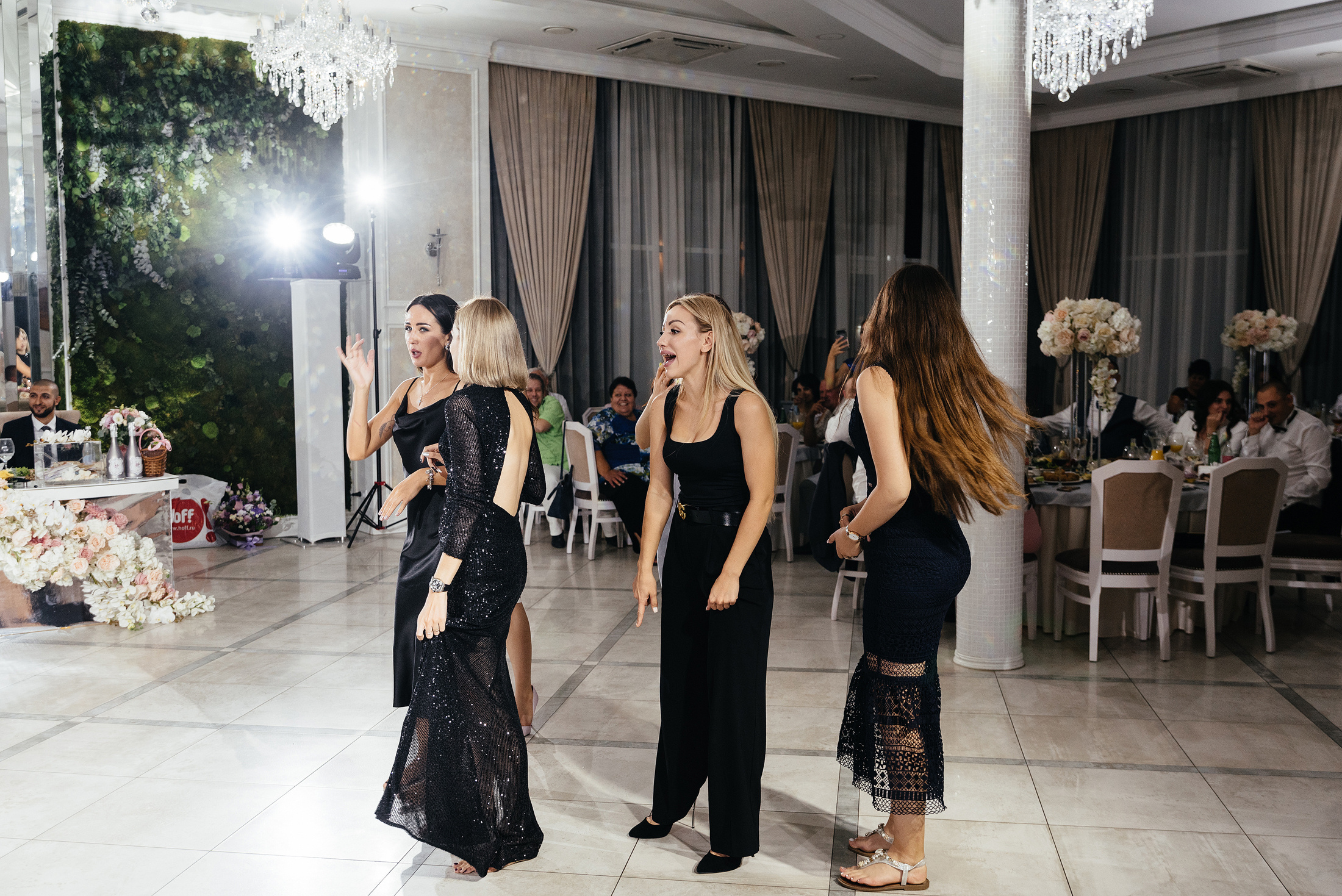 Андрей и Ксюша. Свадебные, портретные и семейные фотографы в Петербурге