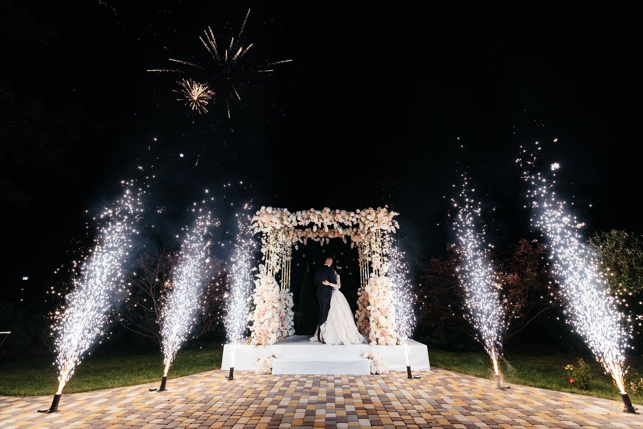 Андрей и Ксюша. Свадебные, портретные и семейные фотографы в Петербурге