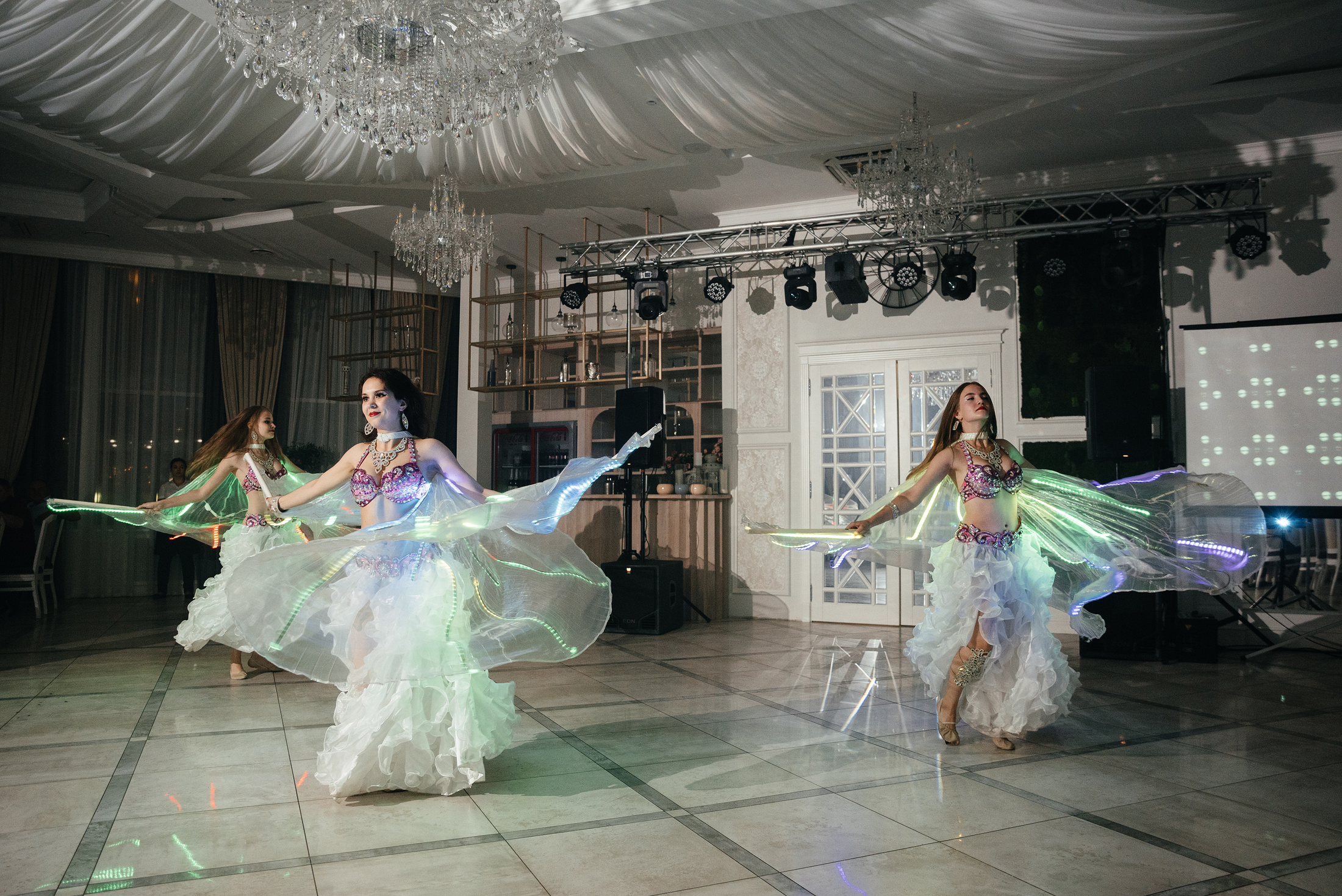 Андрей и Ксюша. Свадебные, портретные и семейные фотографы в Петербурге