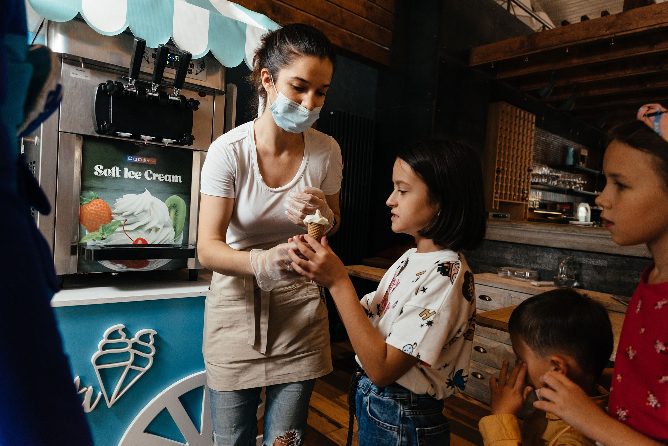 Wedding and family photographer in Dubai Vasilii Albul