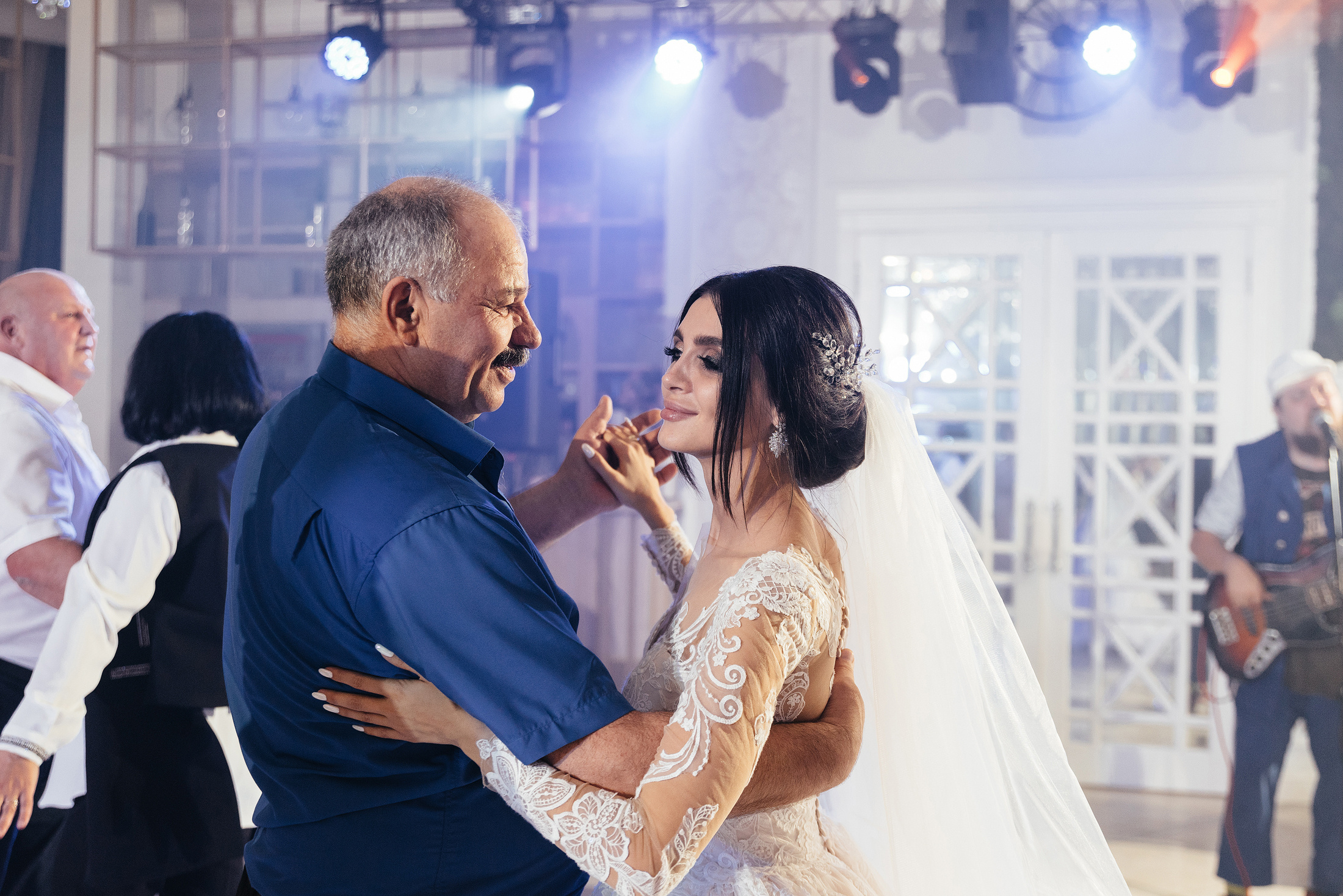 Андрей и Ксюша. Свадебные, портретные и семейные фотографы в Петербурге