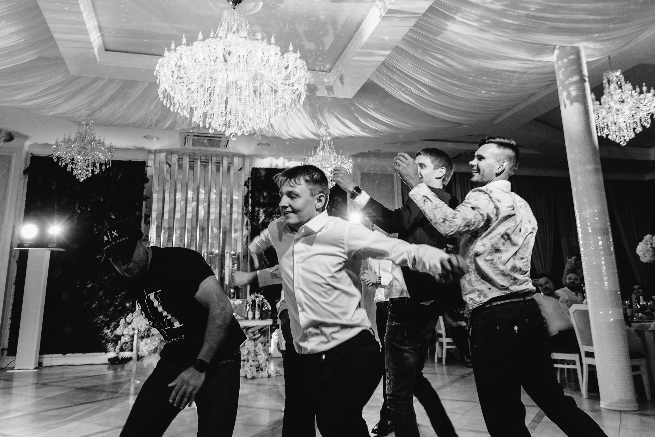 Андрей и Ксюша. Свадебные, портретные и семейные фотографы в Петербурге