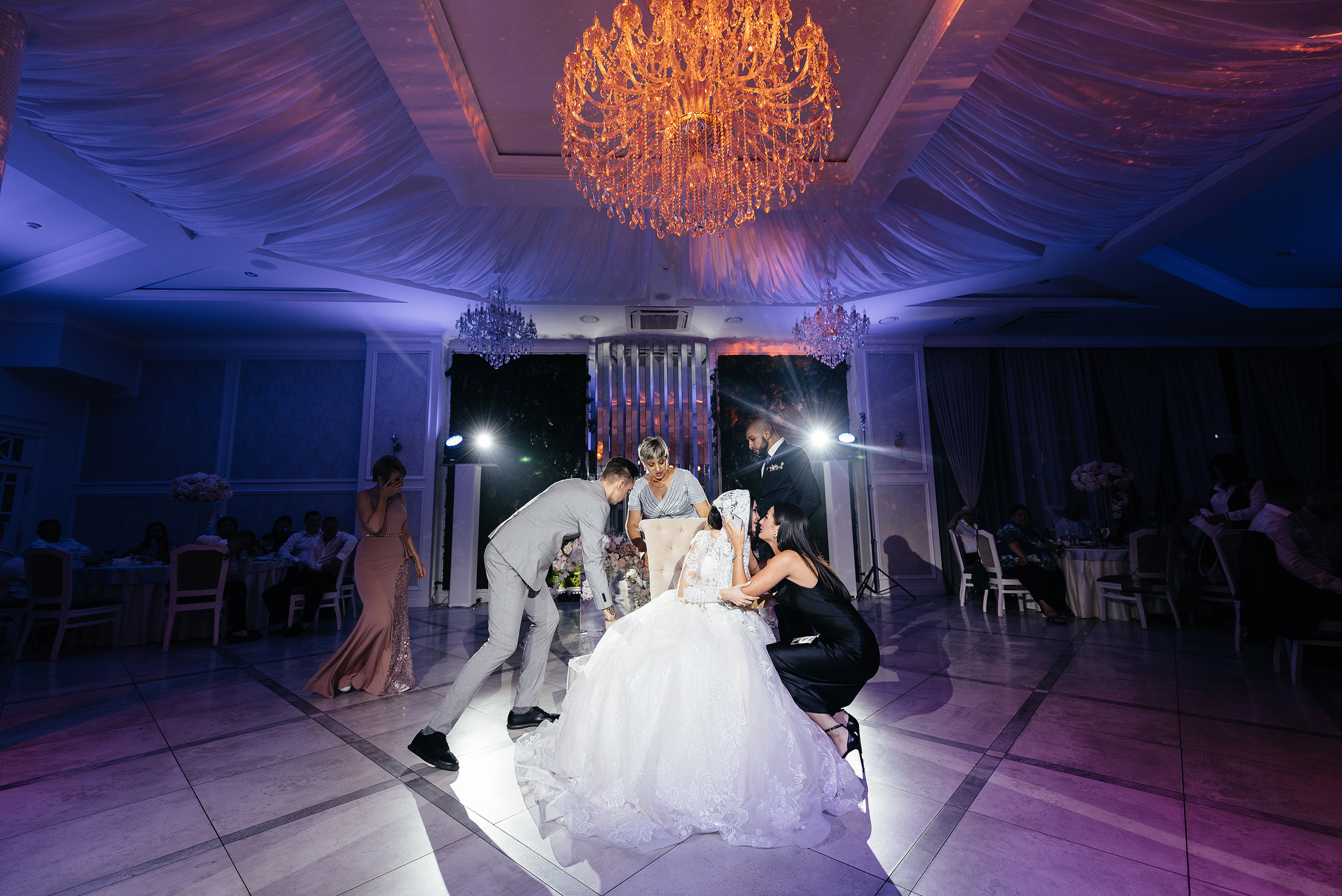 Андрей и Ксюша. Свадебные, портретные и семейные фотографы в Петербурге