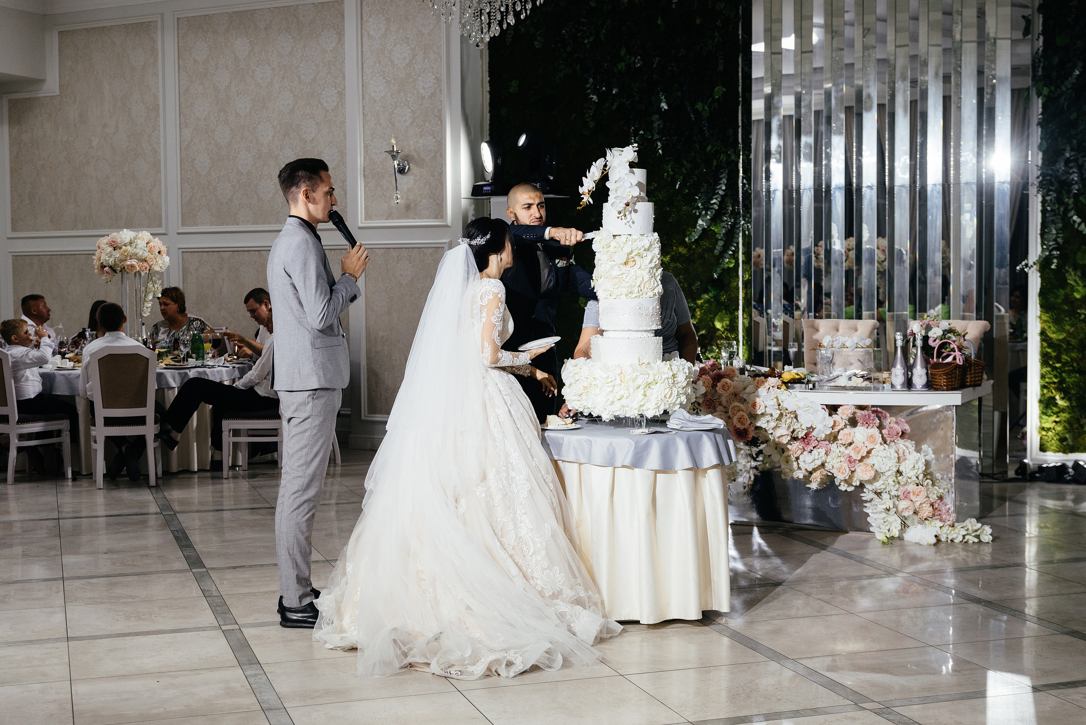 Андрей и Ксюша. Свадебные, портретные и семейные фотографы в Петербурге