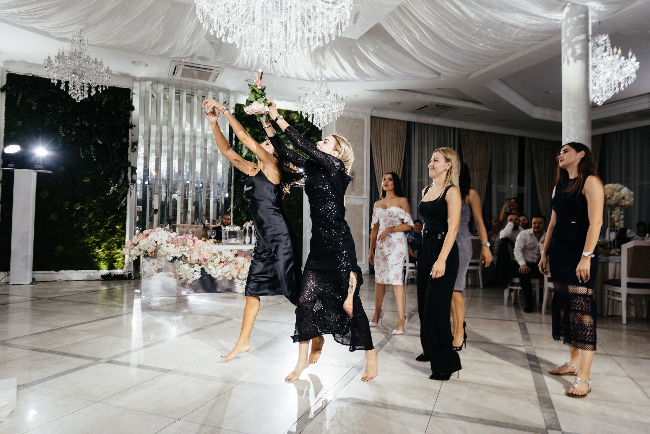 Андрей и Ксюша. Свадебные, портретные и семейные фотографы в Петербурге