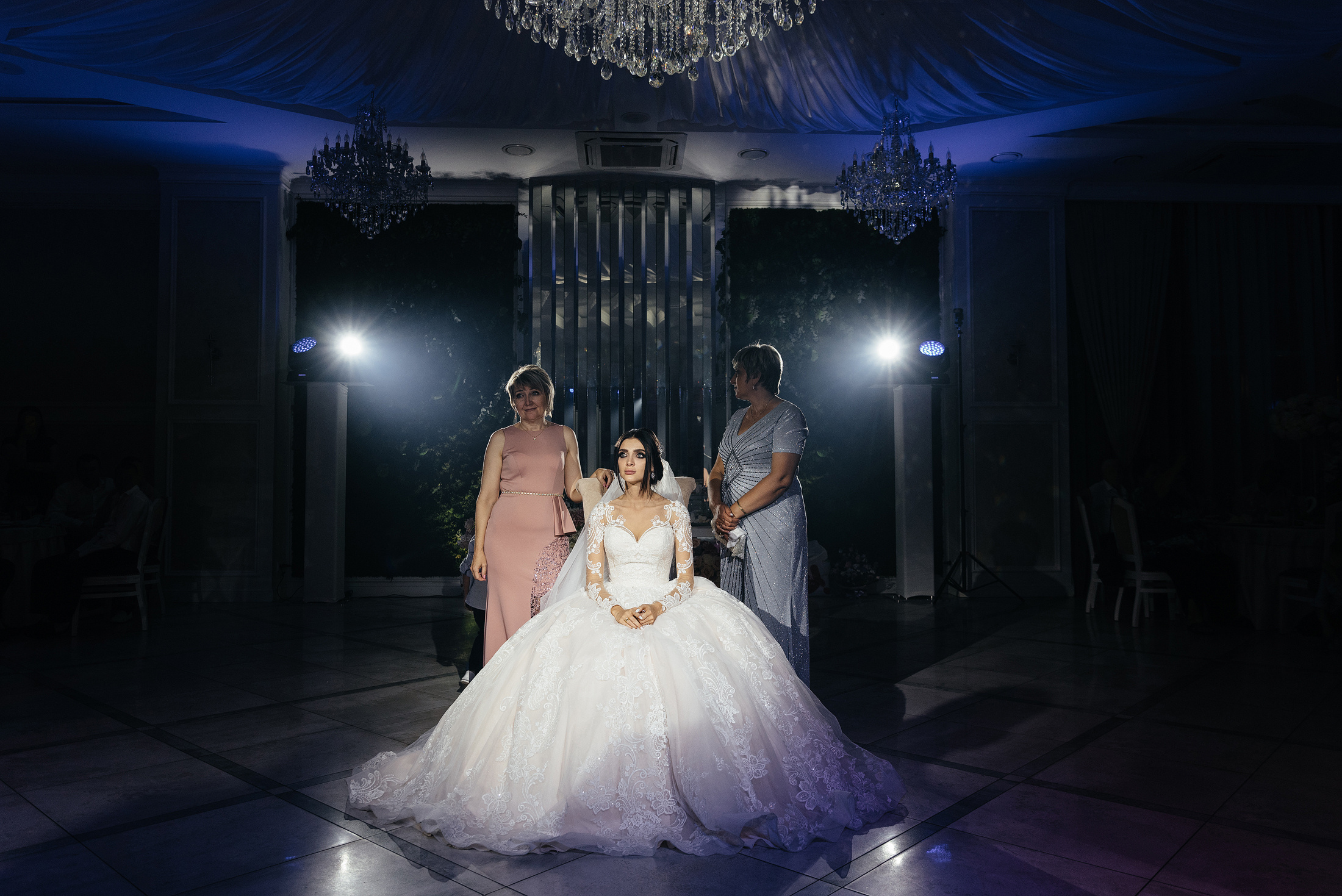 Андрей и Ксюша. Свадебные, портретные и семейные фотографы в Петербурге