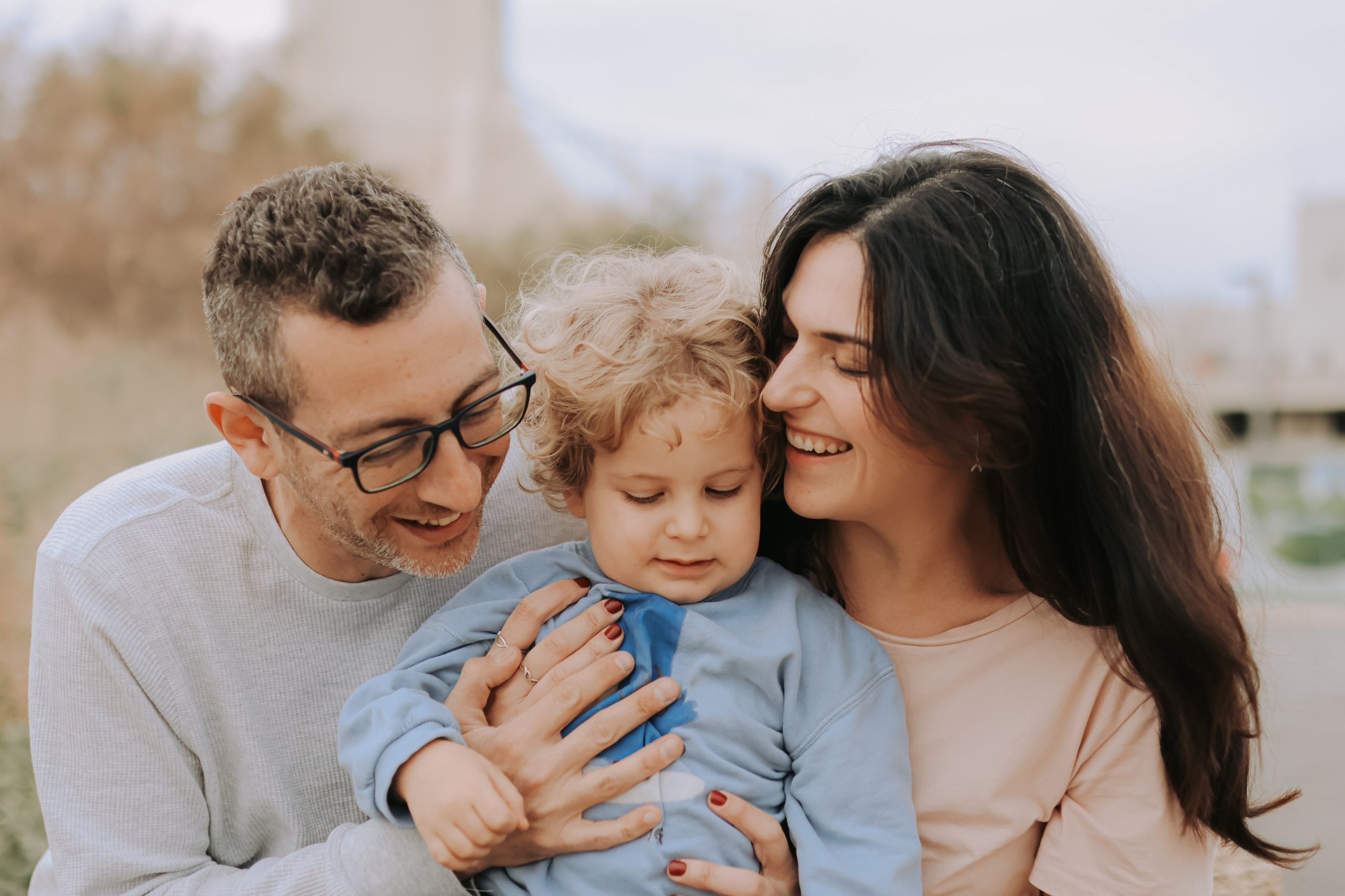 Eithan's family, Tel Aviv | February 2026. Photographer in Israel Alice Milchin