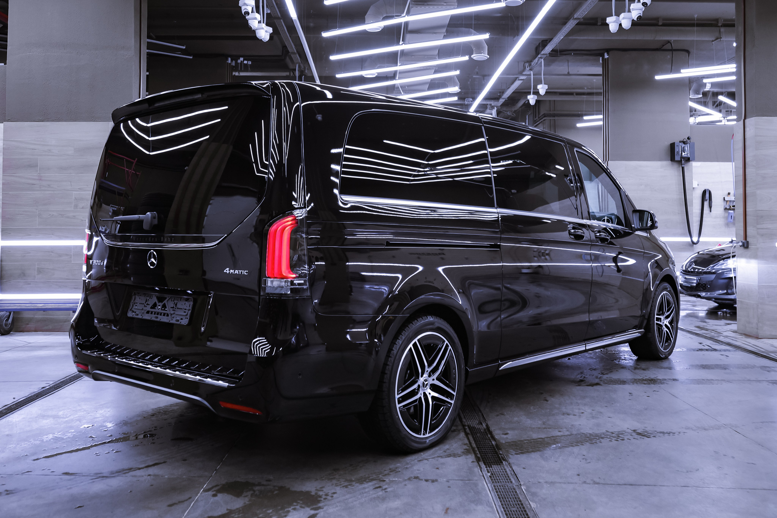 2024 MERCEDES BENZ V 300 d 4MATIC. Mixturecaptures