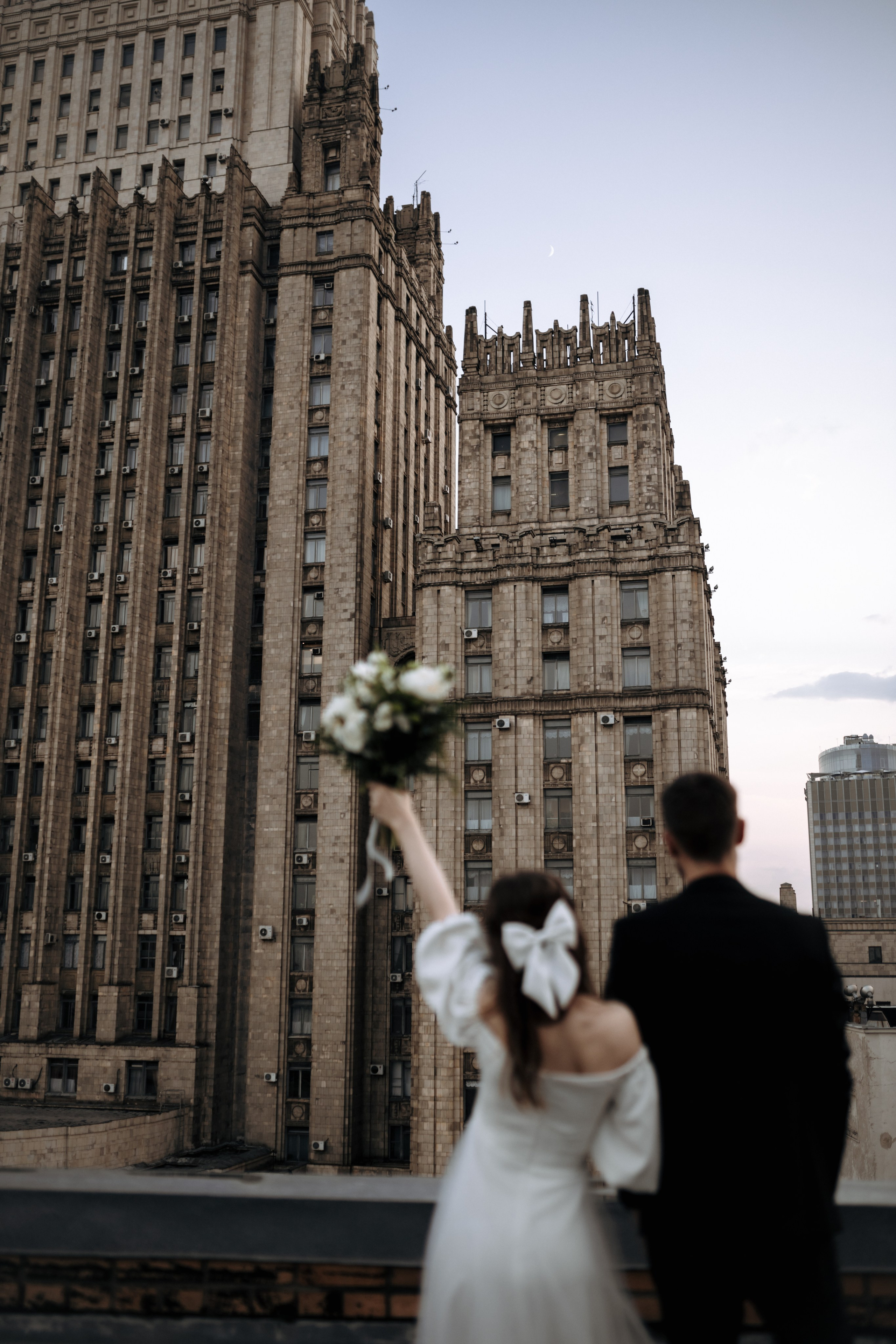 Настя и Никита, крыша. Свадебный фотограф | Москва