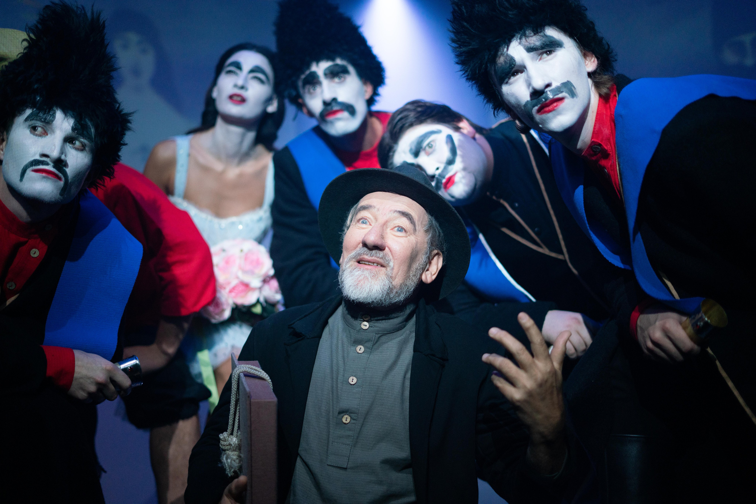 Спектакль «Пиросмани». Фотограф Павел Шальнев