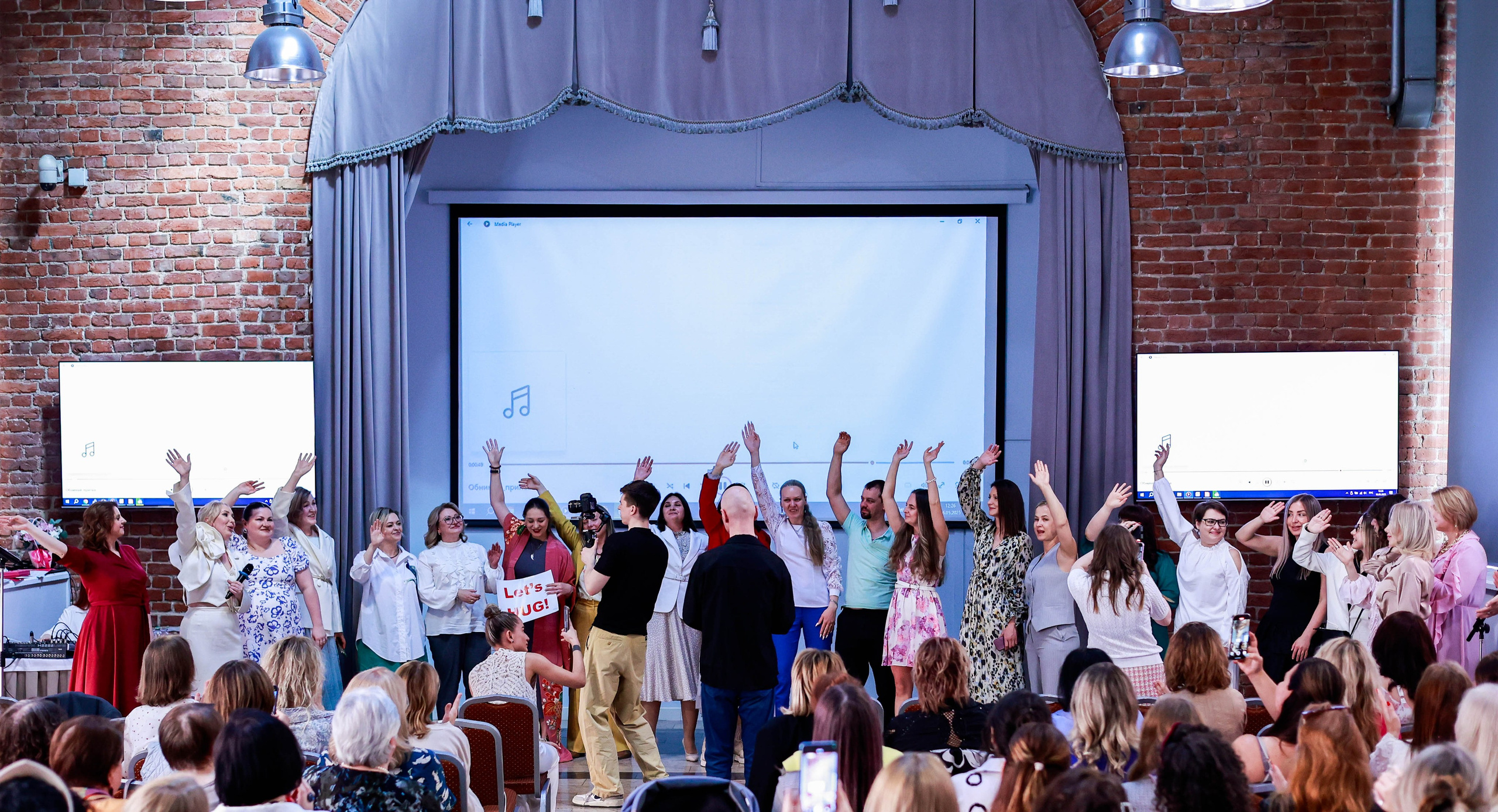 Форум «Женский-диалог». Спортивный репортажный фотограф из Санкт-Петербурга Виктория Азарова