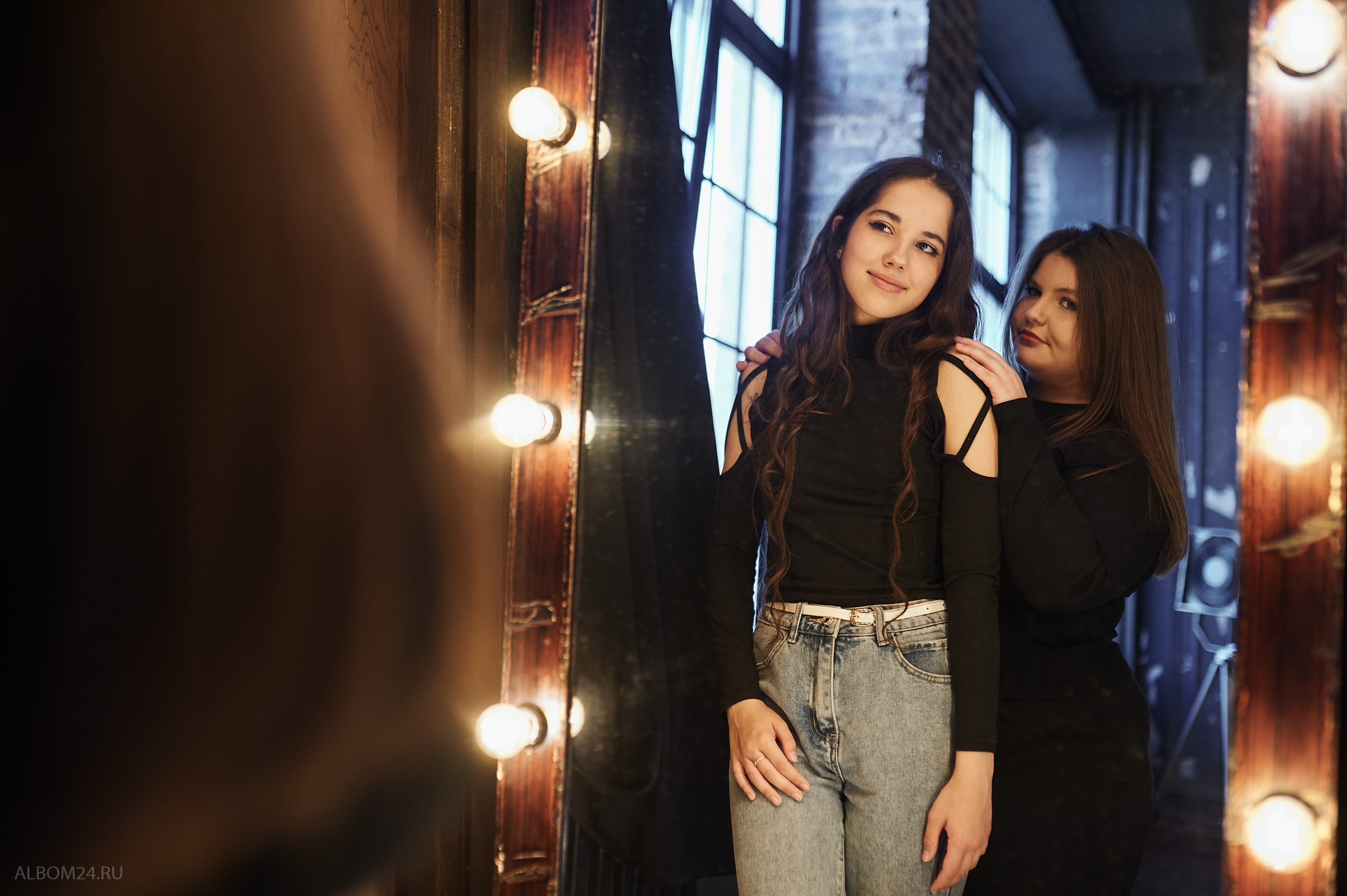 Школа № 2 Емельяново, 11А. Выпускные альбомы и фотосъемка в Красноярске