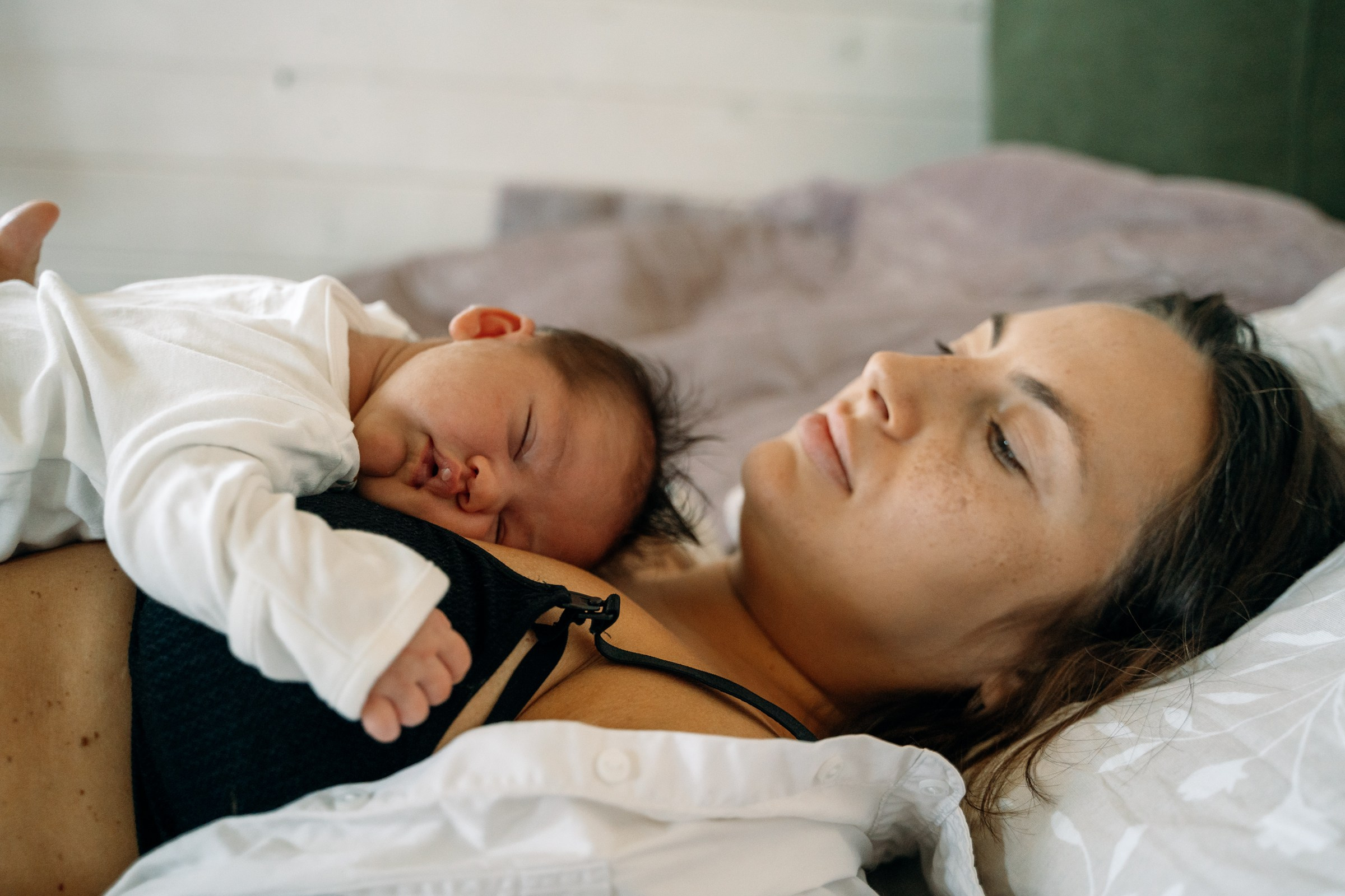 Полине 14 дней семейная съемка. Семейный видеограф и фотограф Соснина Марина