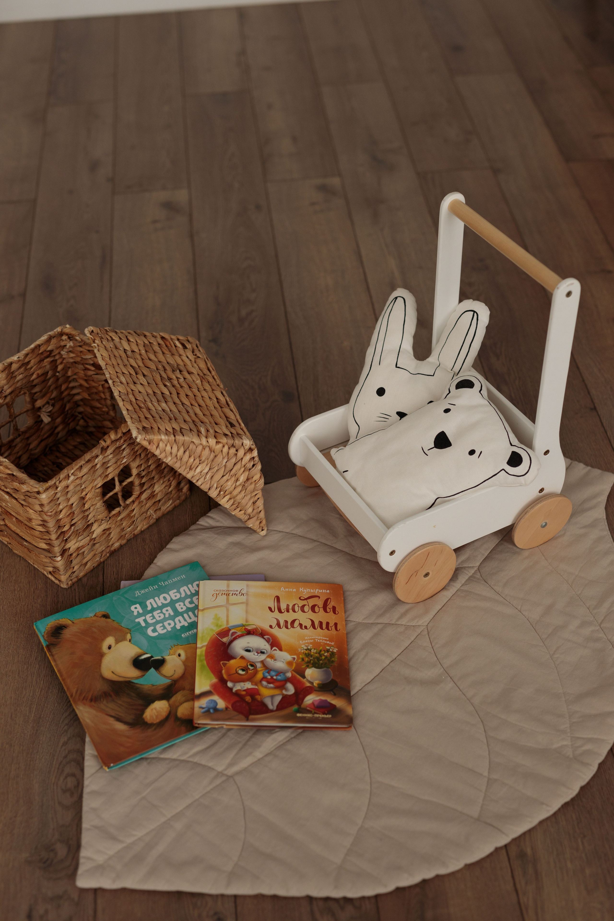 Актуальный интерьер фотостудии Вода". Вода — фотостудия в центре Брянска