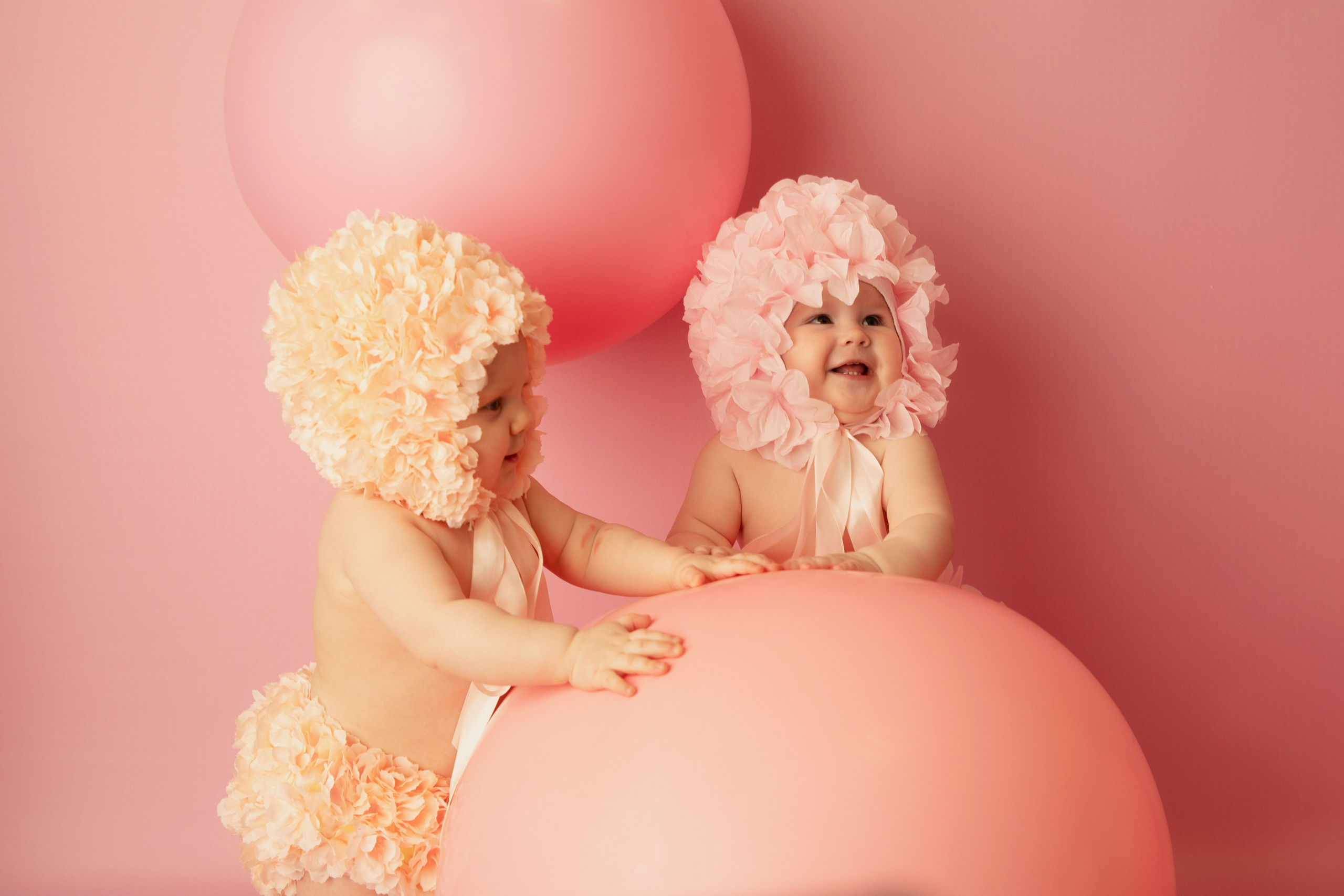 Съемка годовасиков в цветочных костюмах. Фотограф новорожденных, детский фотограф  Москва.Семейная съемка Москва. Семенова Анна