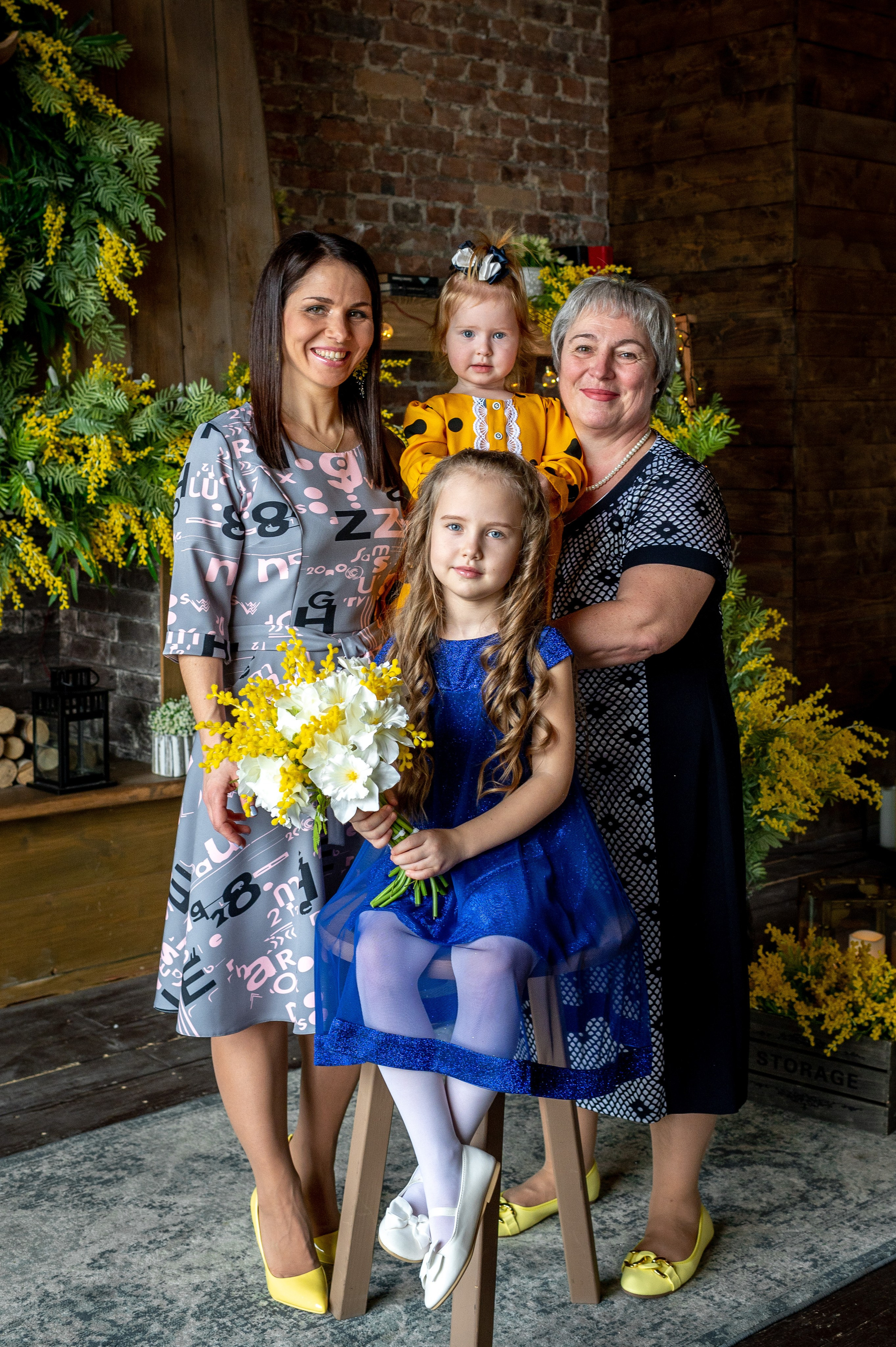 Есения, Екатерина, Дмитрий. Портретный, семейный и свадебный фотограф в Санкт-Петербурге и в Пушкине Ширяев Денис