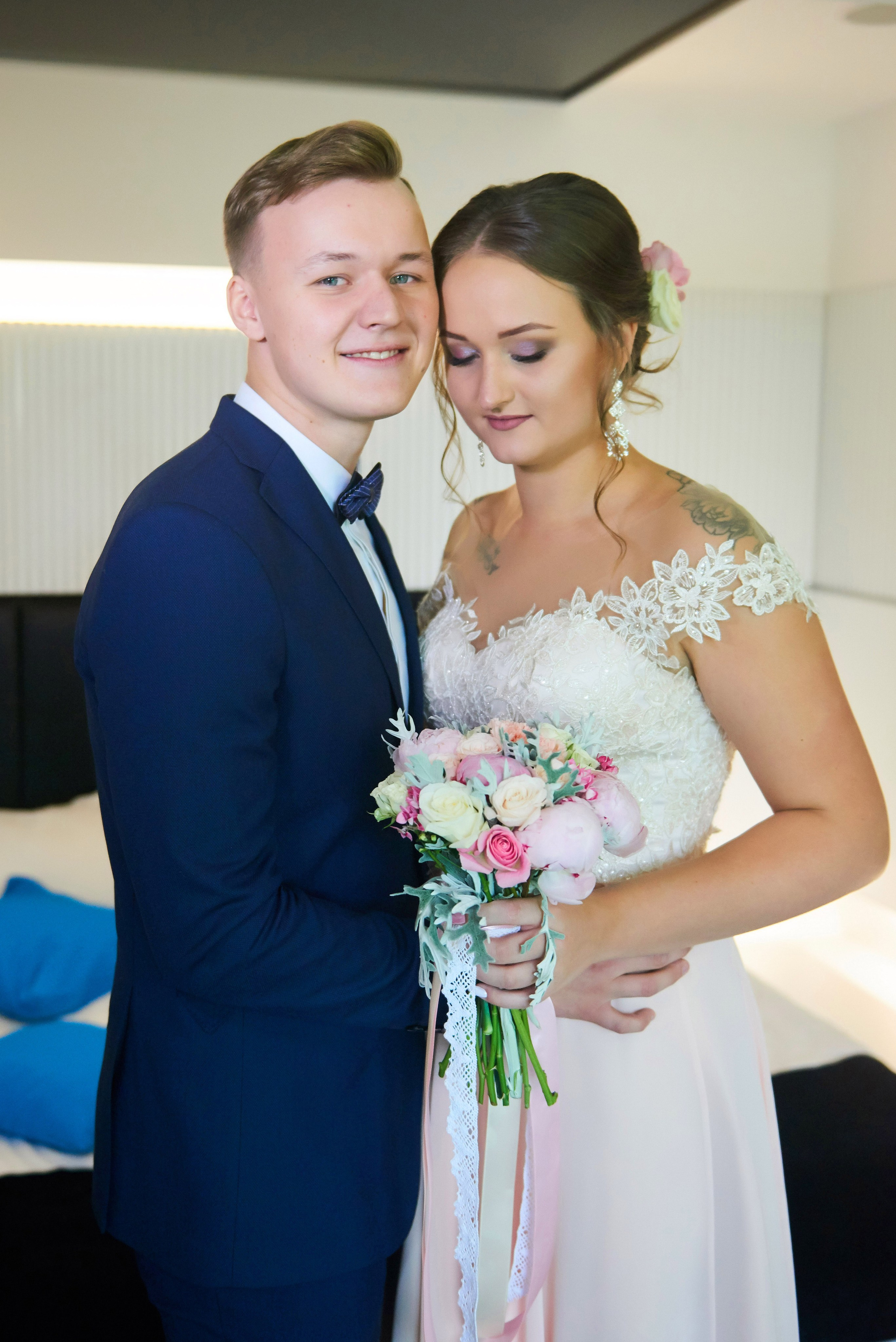 Ульяна и Дмитрий (свадебная прогулка в Сестрорецке под дождем, , фотосессия в верхнем парке Петергофа). Портретный, семейный и свадебный фотограф в Санкт-Петербурге и в Пушкине Ширяев Денис