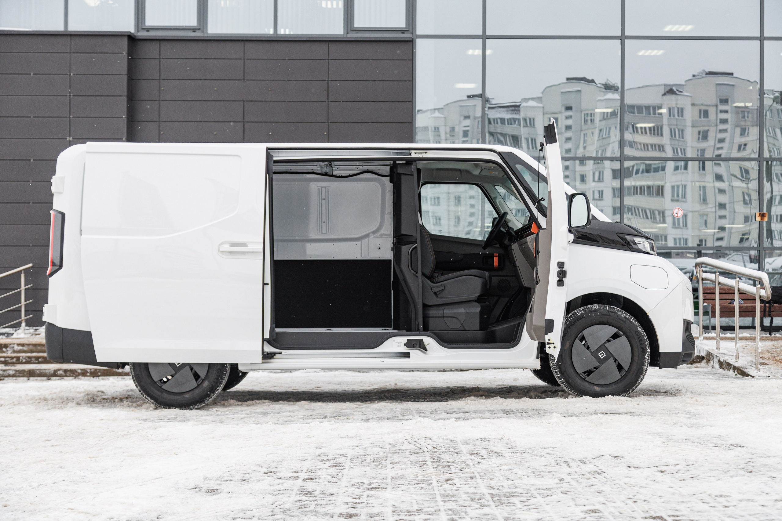 Автомобили. Репортажный фотограф Александр Задорин, Минск, Беларусь