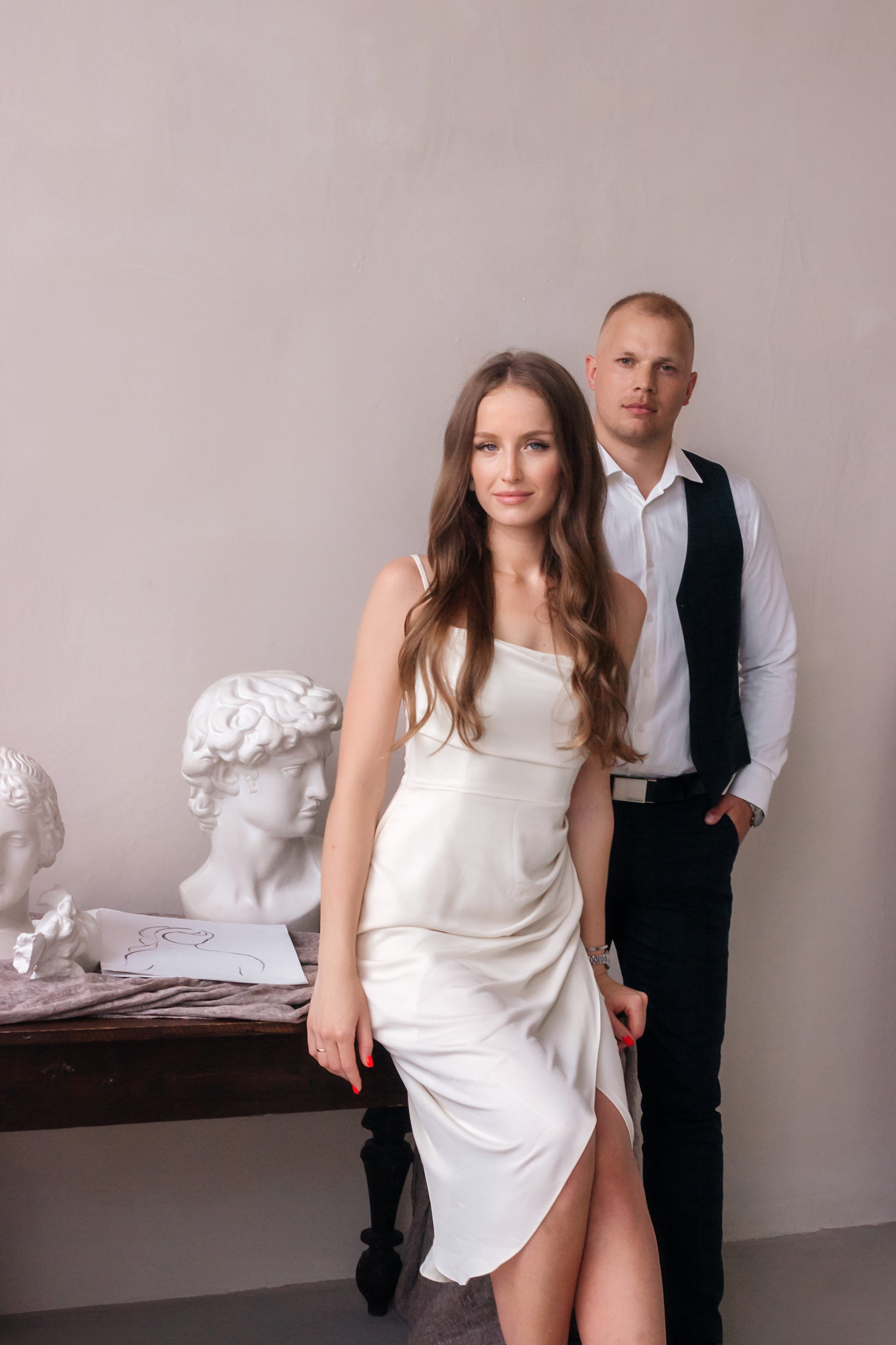 Настя и Сергей. Свадебная фотосессия в фотостудии NARTOV, зал Muza. Свадебный фотограф и фотограф Love-Store в Нижнем Новгороде Анастасия