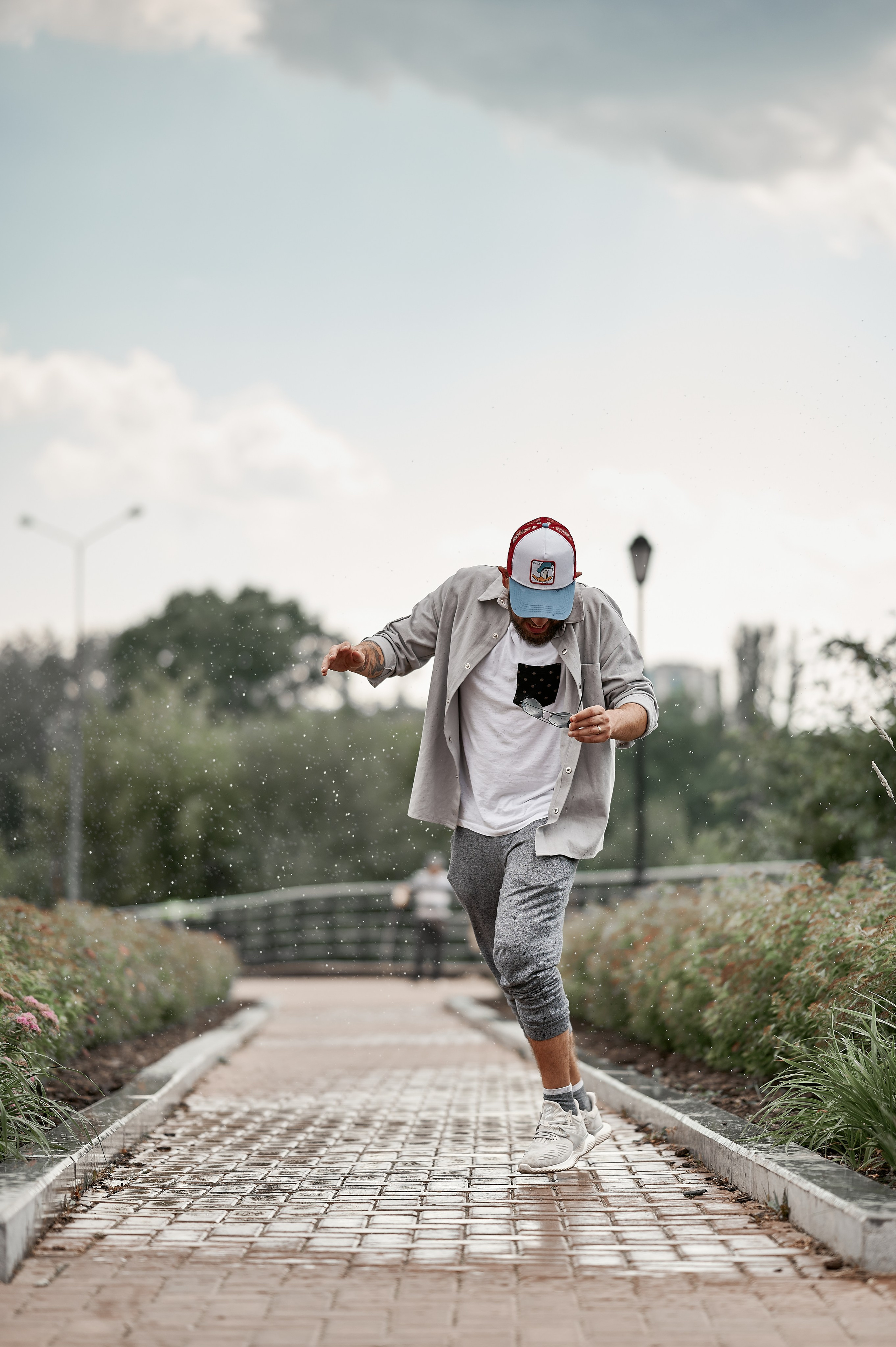 Фотограф, который направляет, но не ставит в неудобные позы