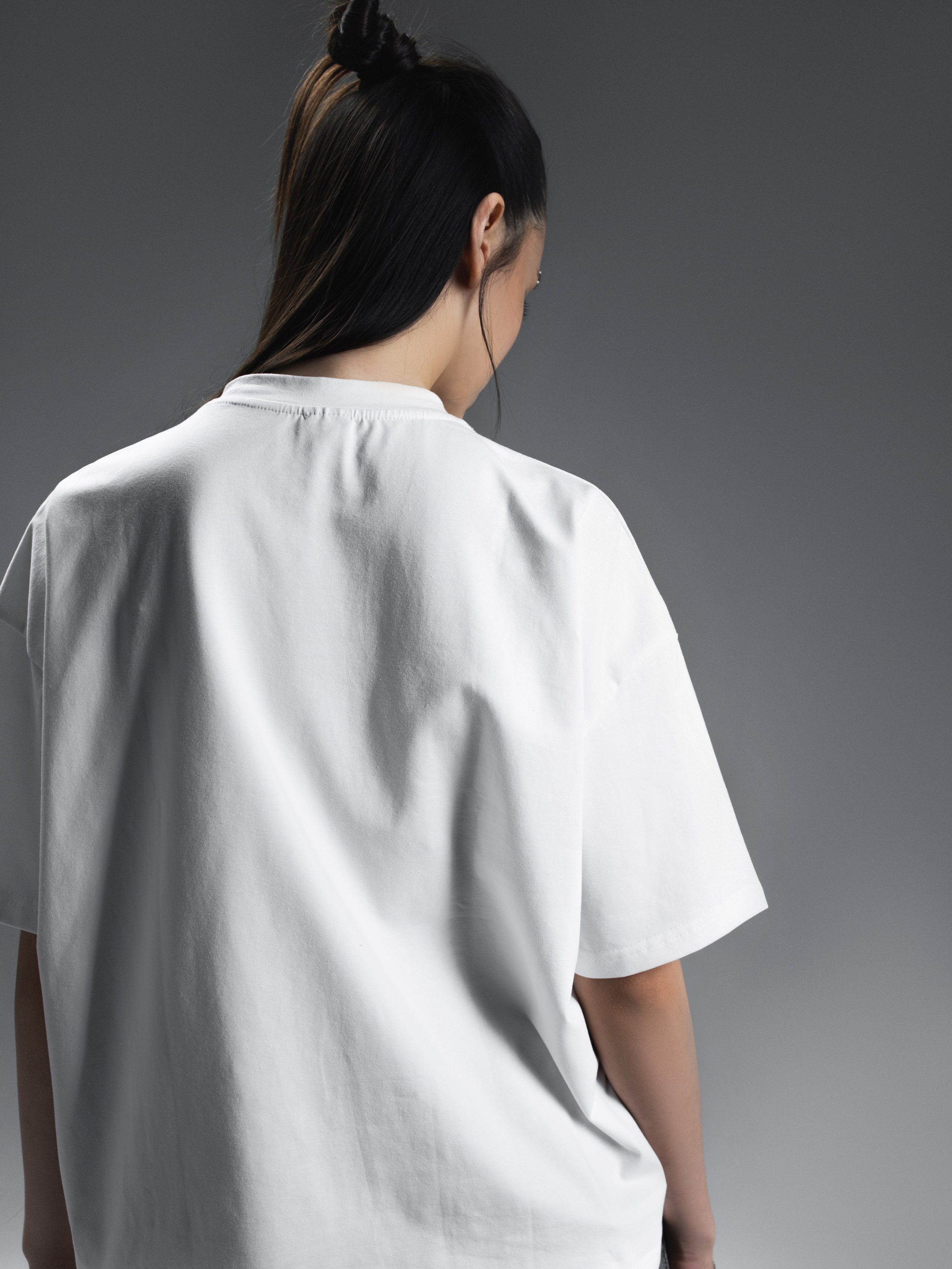 КАТАЛОГ | серый фон. RUNA production — стильные съемки для брендов