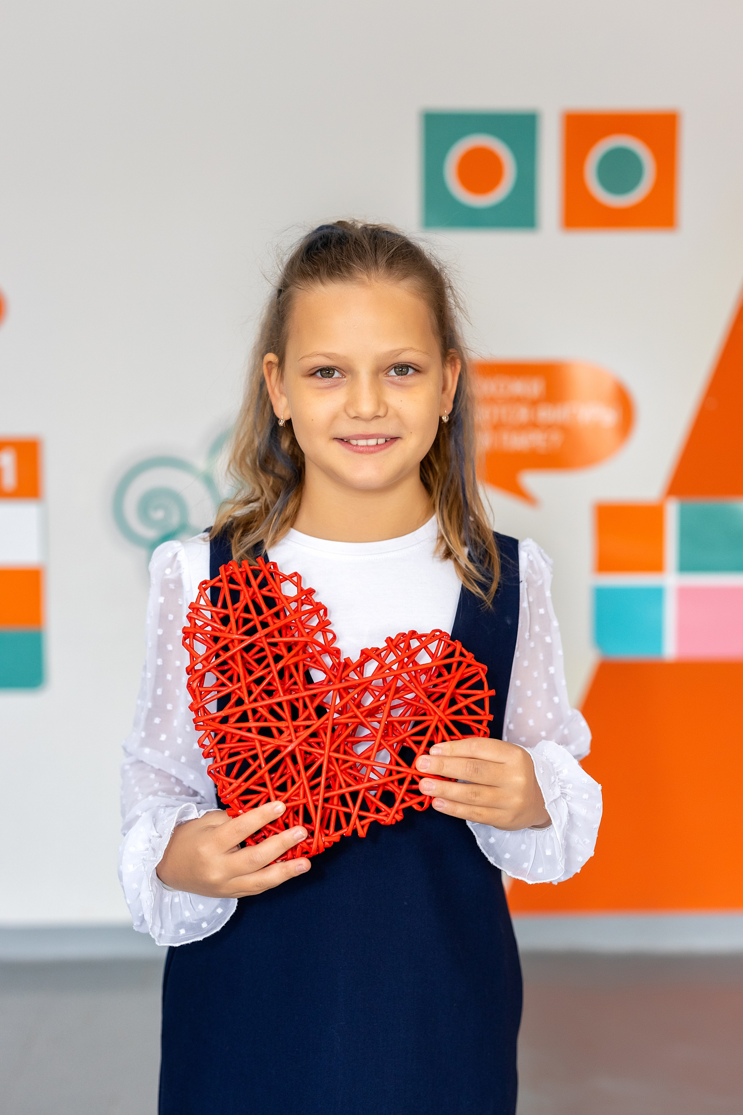 Школа № 4 имени В. Н. Косова, 4б. п.Тавричанка. Стильный выпускной альбом Владивосток фотограф Вероника Мигачева