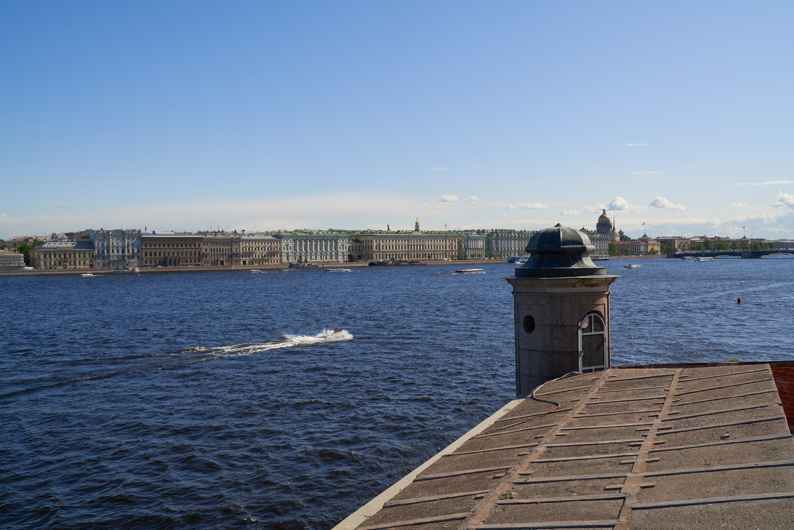 Петербургу 320 лет