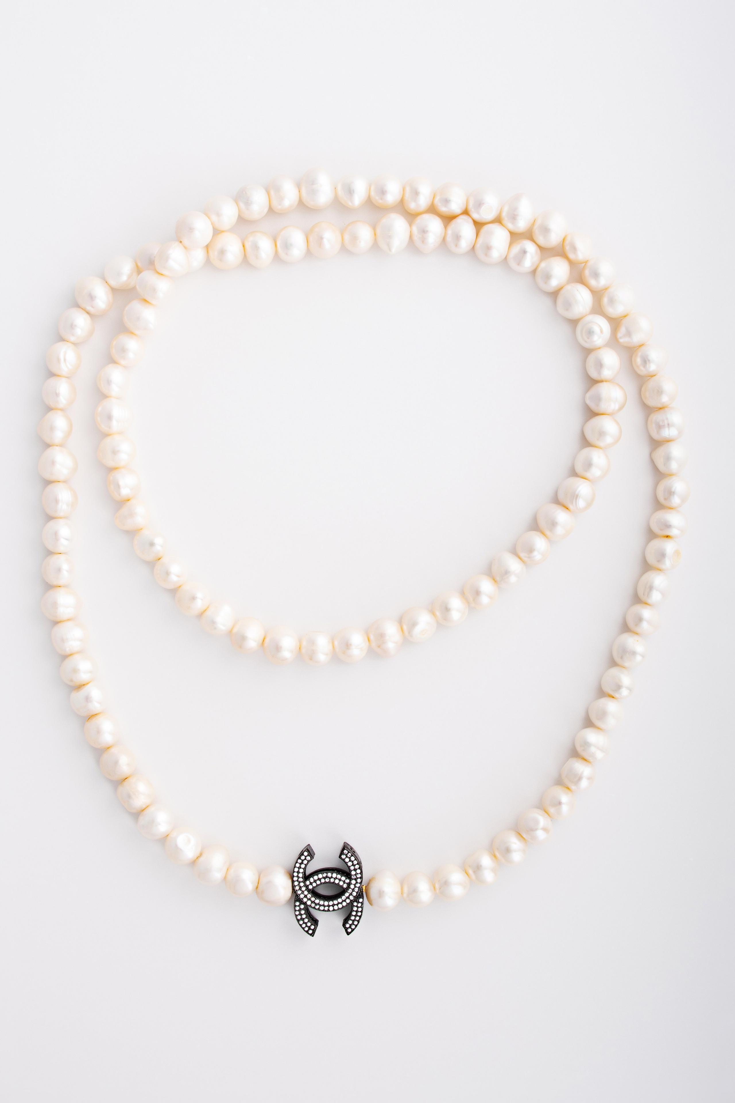 Фотограф ювелирный украшений. Предметный, рекламный, ювелирный фотограф в Москве