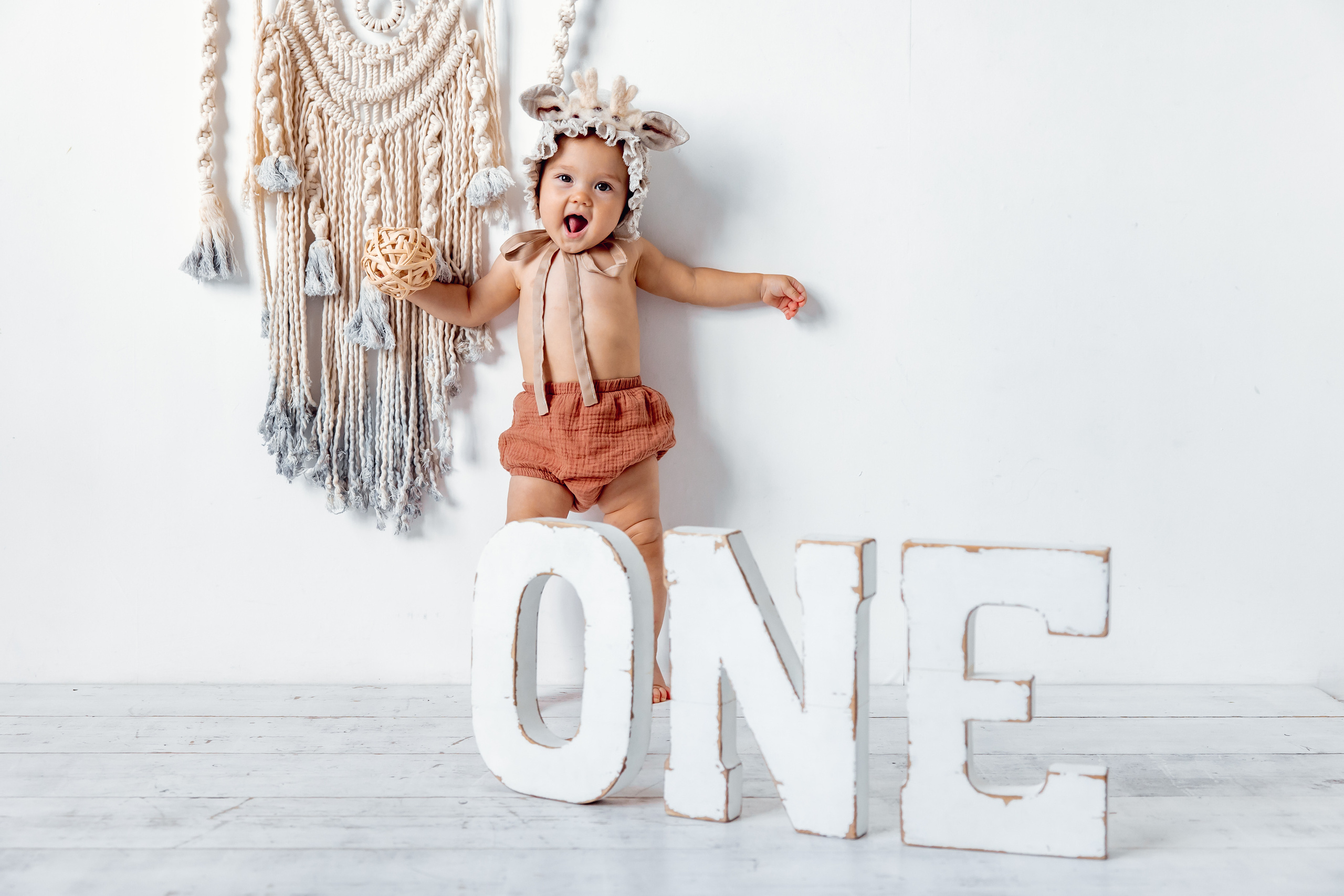 Минимализм девочки. Дарья Бухреева — фотограф, видеограф и фототерапевт. Москва и мир