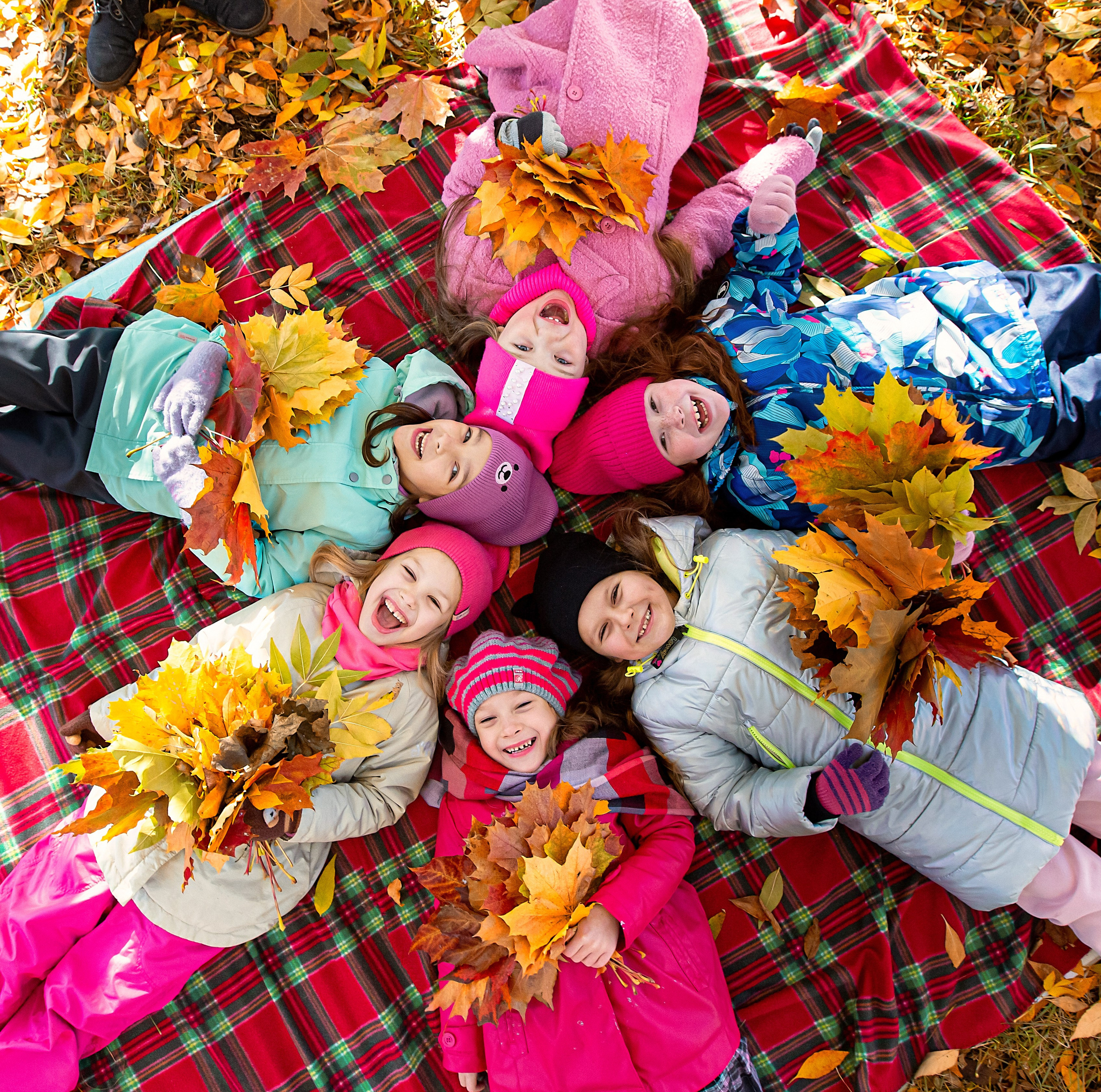 Осень в детском саду. Свадебный, семейный, детский фотограф в Санкт-Петербурге