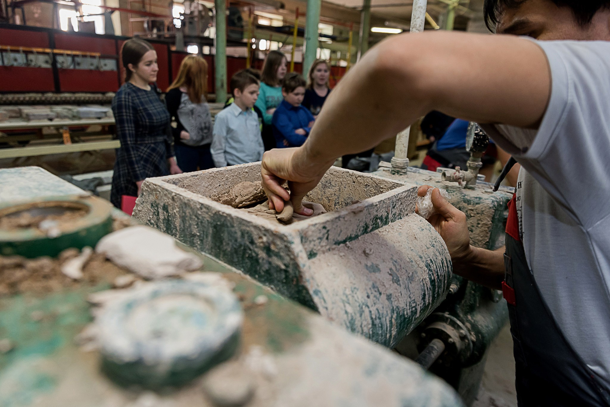 Экскурсия в цех по производству керамики. Свадебный и семейный фотограф из Санкт-Петербурга Климов Анатолий