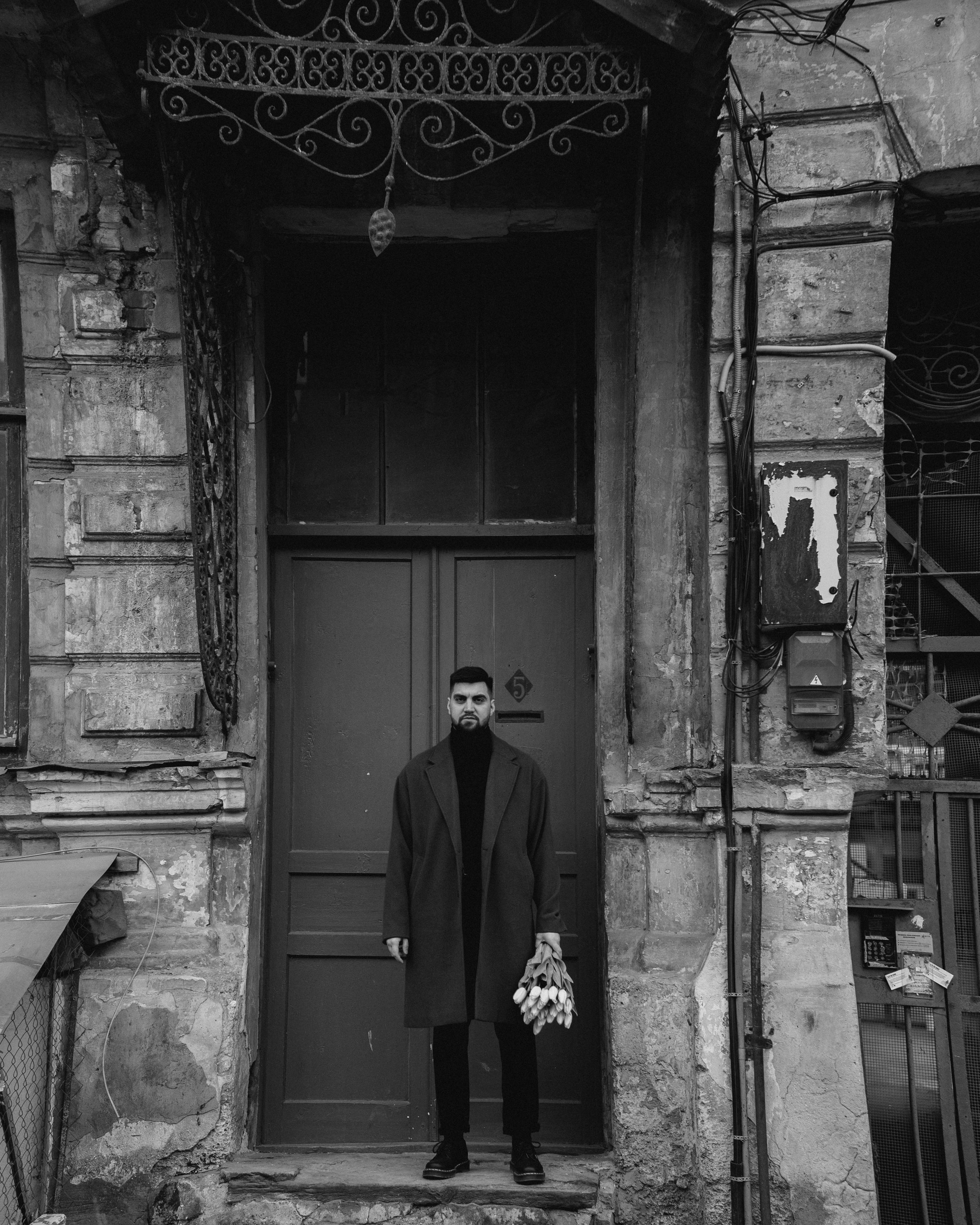 Мужская фотосъемка в старой части Ростова-на-Дону