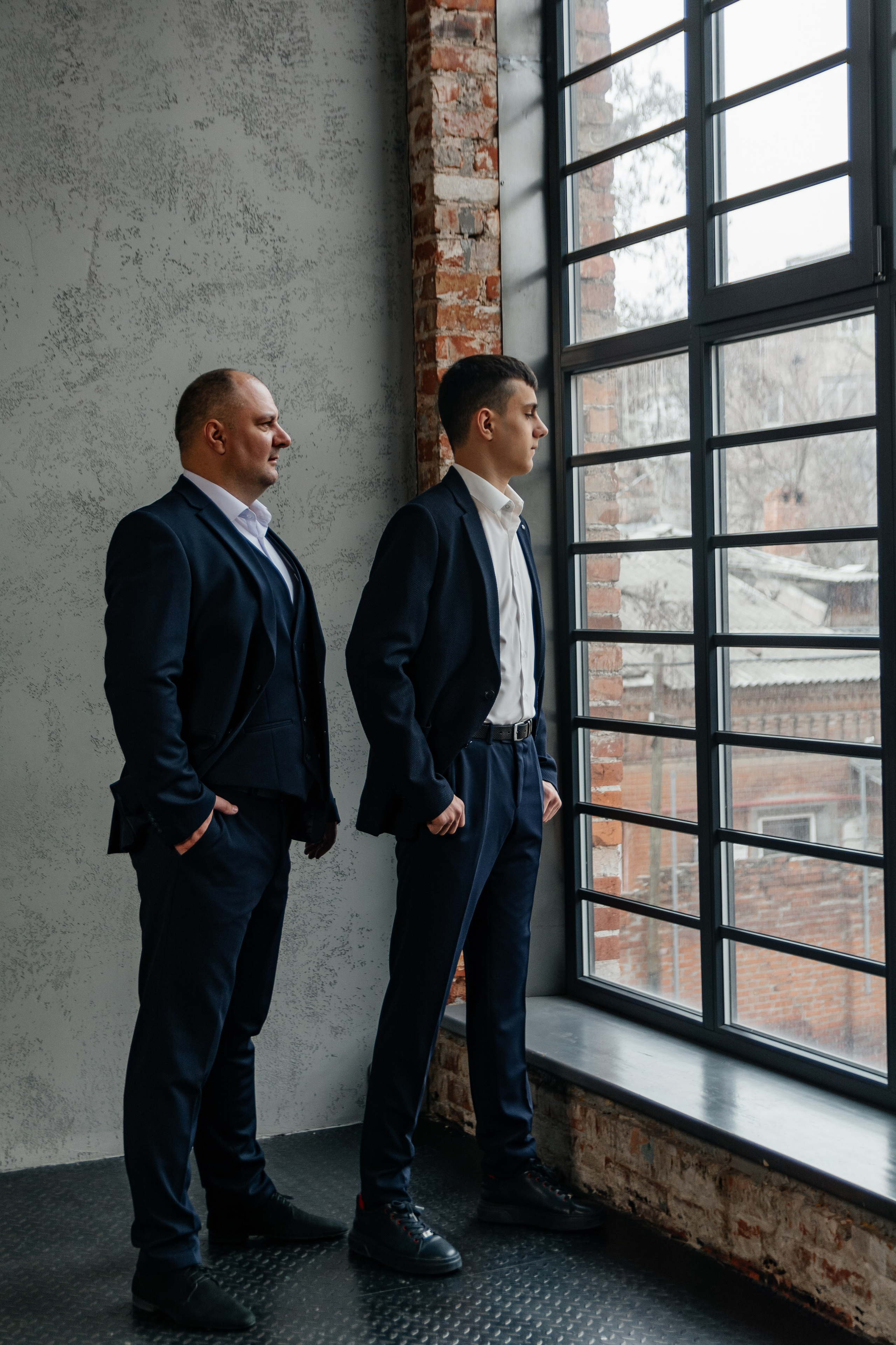 Фотосессия отец и взрослый сын. Семейный и детский фотограф Кущ Наташа