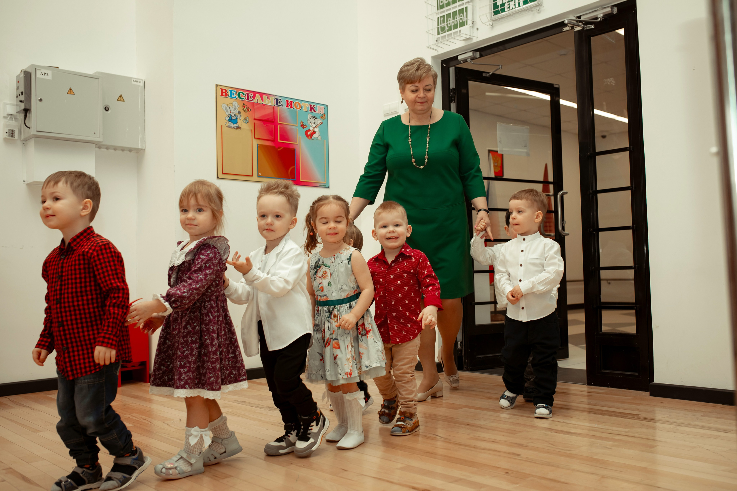 Праздник весны в детском саду. Семейный и детский фотограф в Москве Дорогова Екатерина