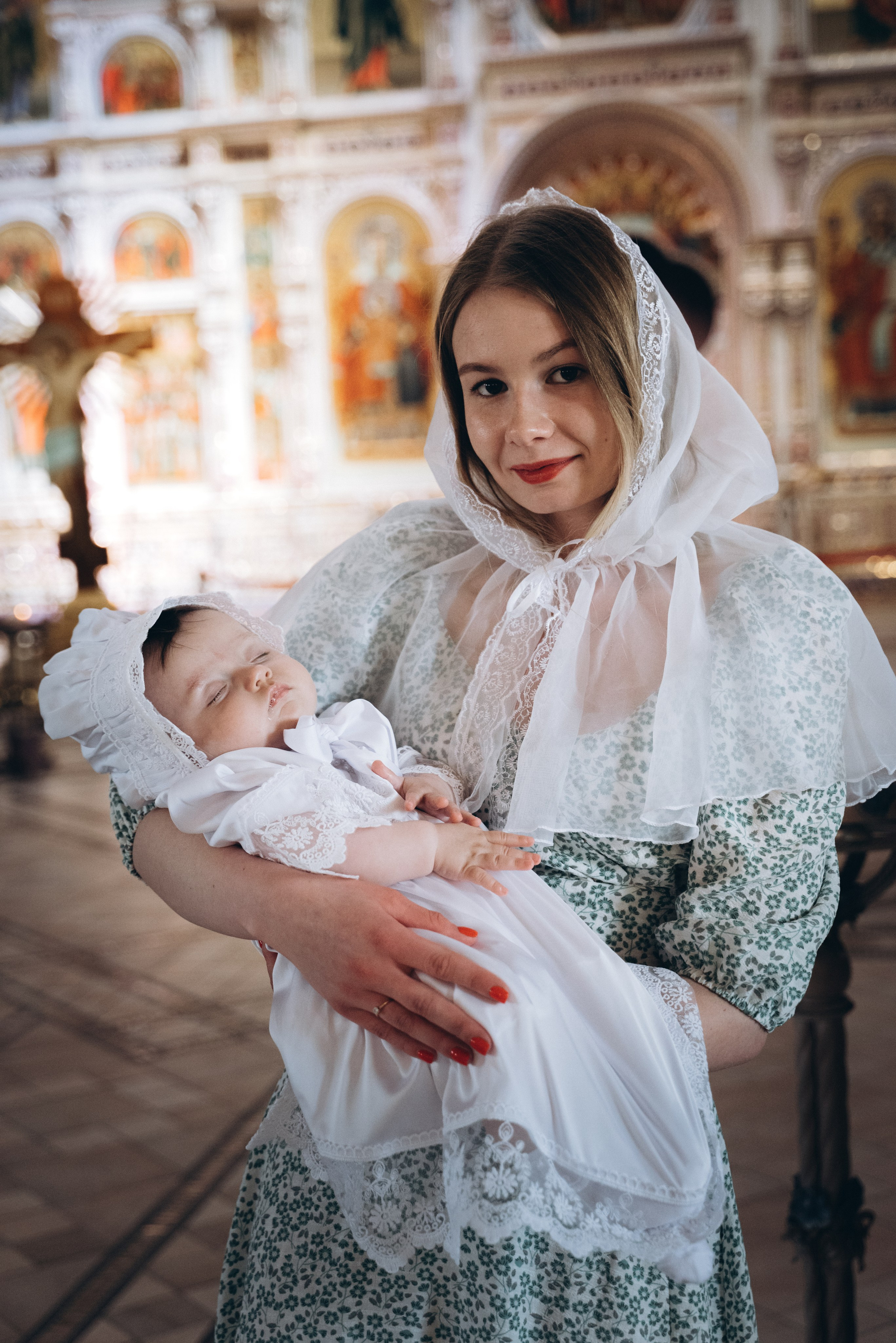 Крещение Варюши (Храм Святой Живоначальной Троицы). Семейный фотограф в Минске Дарья Дреко