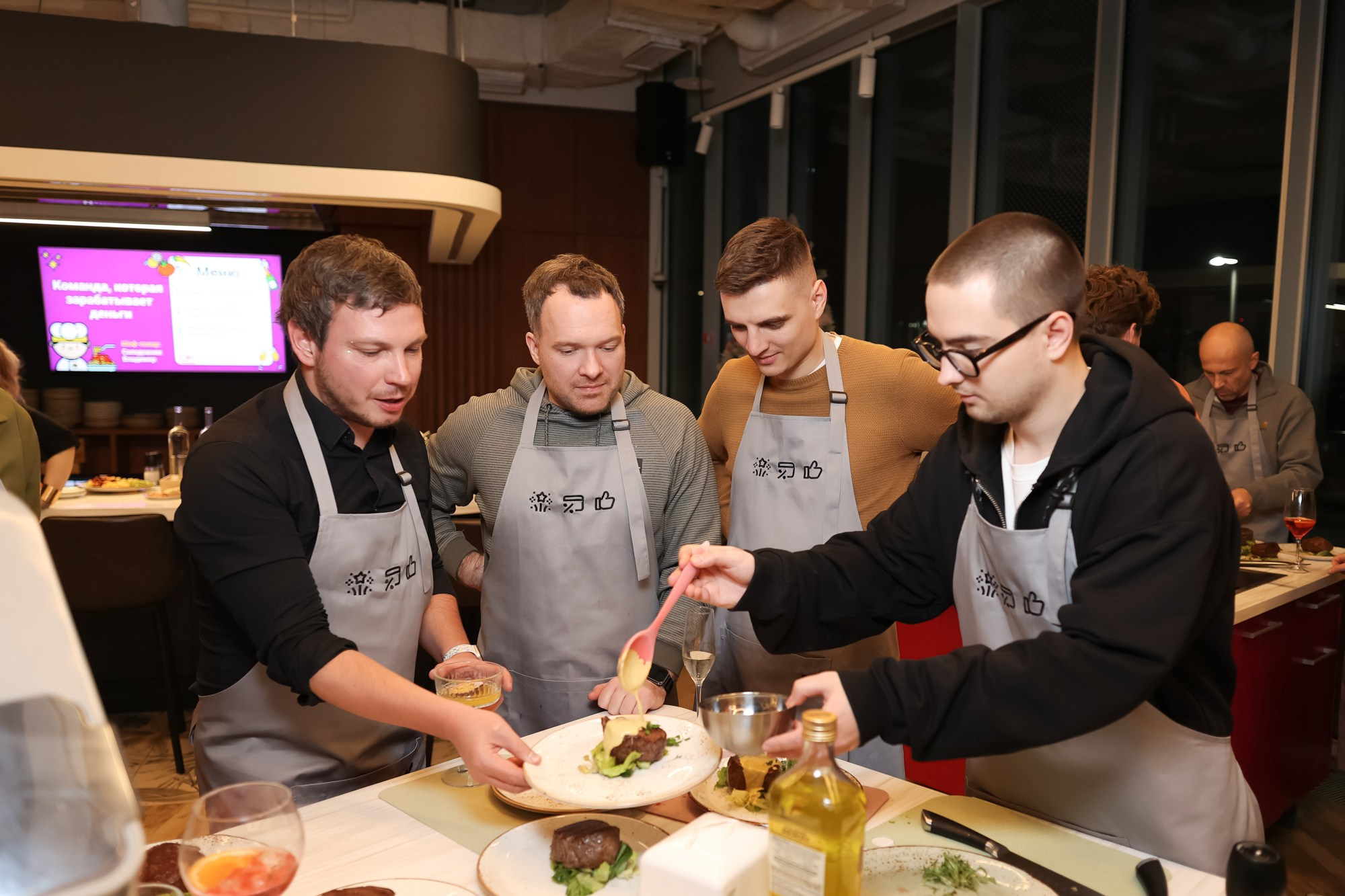 Кулинарный мастер-класс. Репортажный фотограф видеограф в Москве Ольга Плаксина