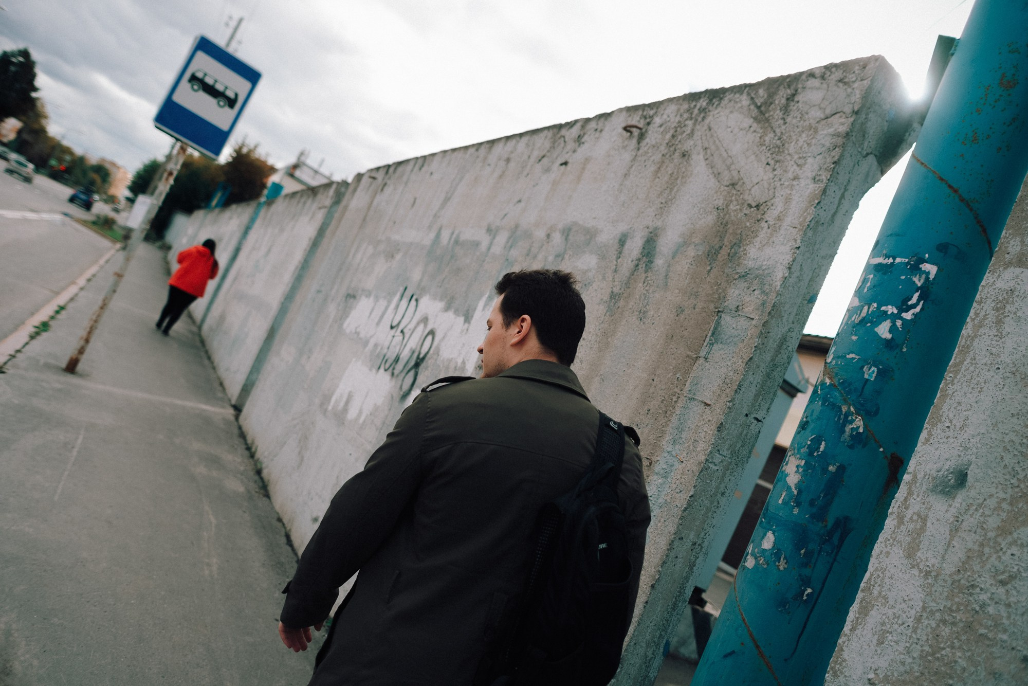 Фотограф Тюмень Дарья Мустафина — Мужская фотосессия на улицах Тюмени. Портретный фотограф Тюмень Дарья Мустафина