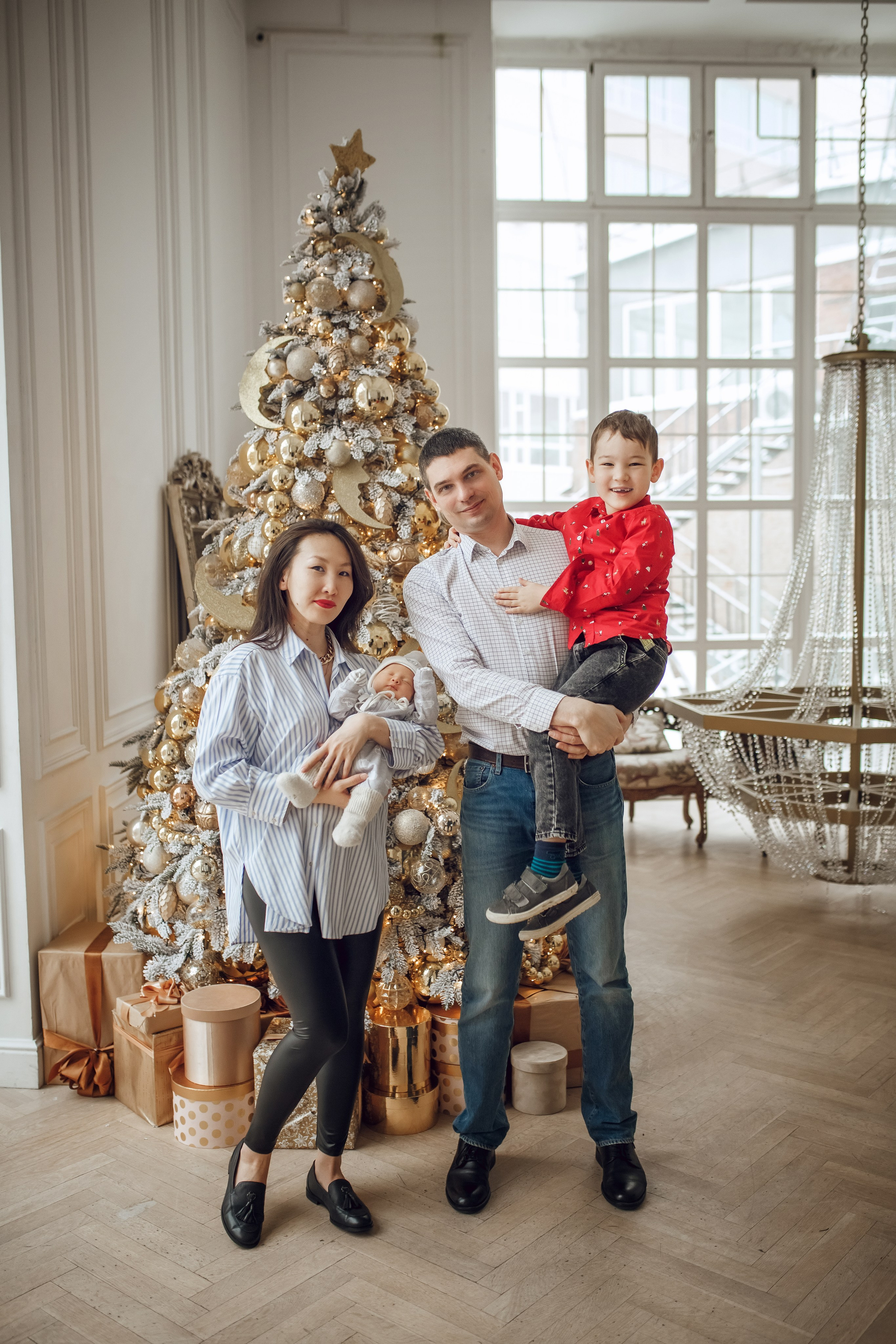 Ника, Родион и Рома. Фотограф на Крещение, семейный фотограф в Москве