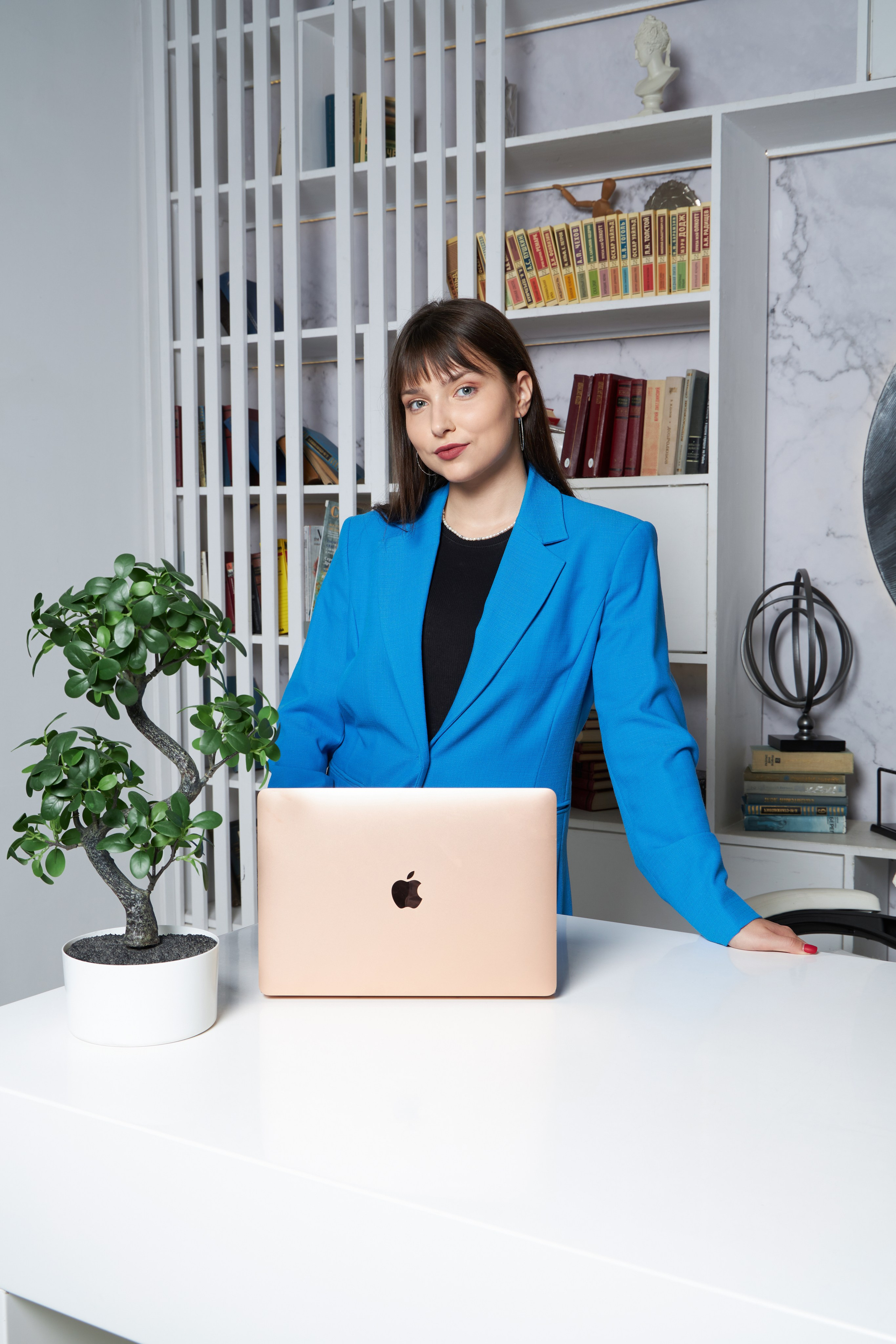 Арина Репетитор. Фотограф Москва, преподаватель ретуши