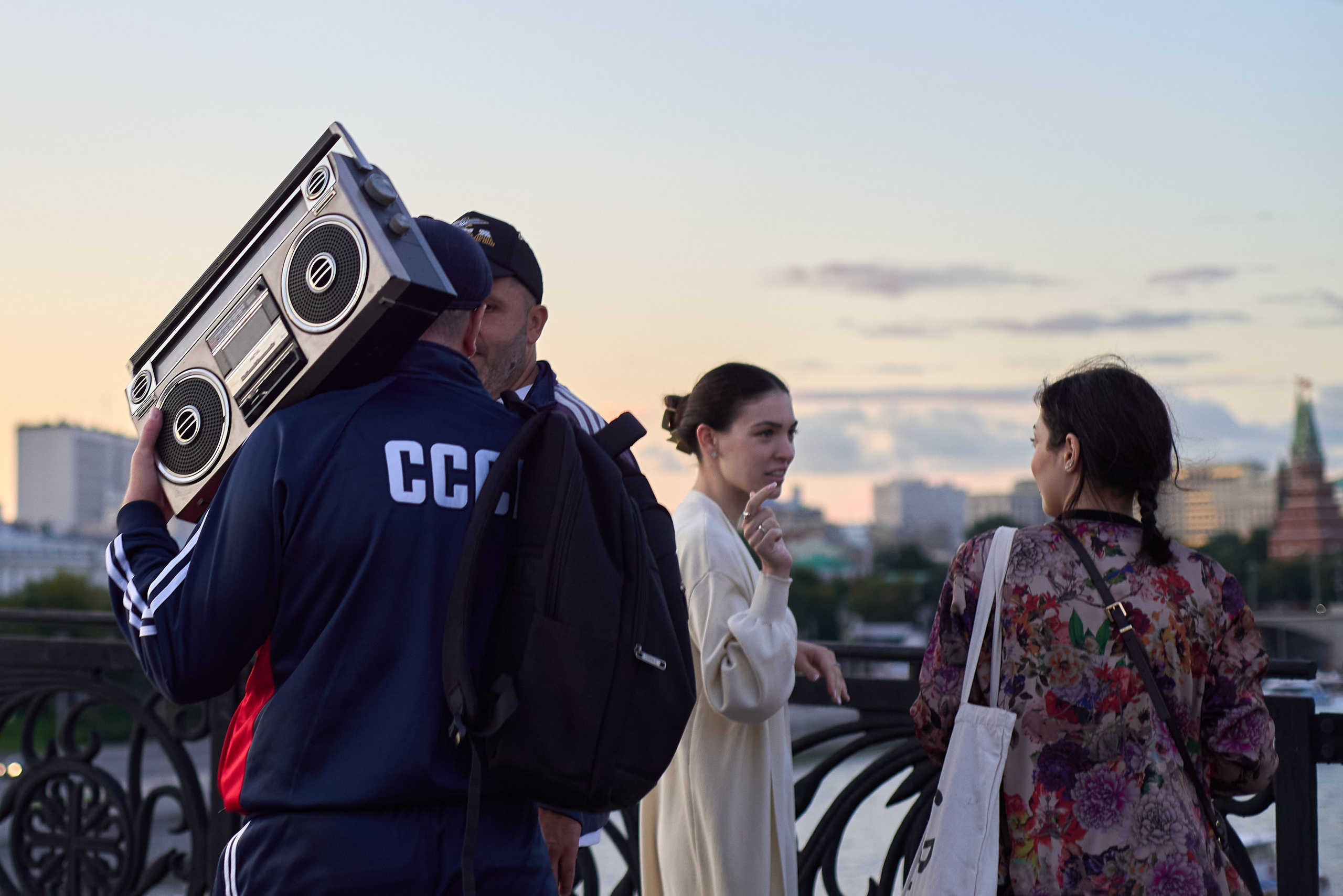 Уличная фотография в Москве от репортажного фотографа. Репортажный ивент фотограф в Москве Александр Гладкий
