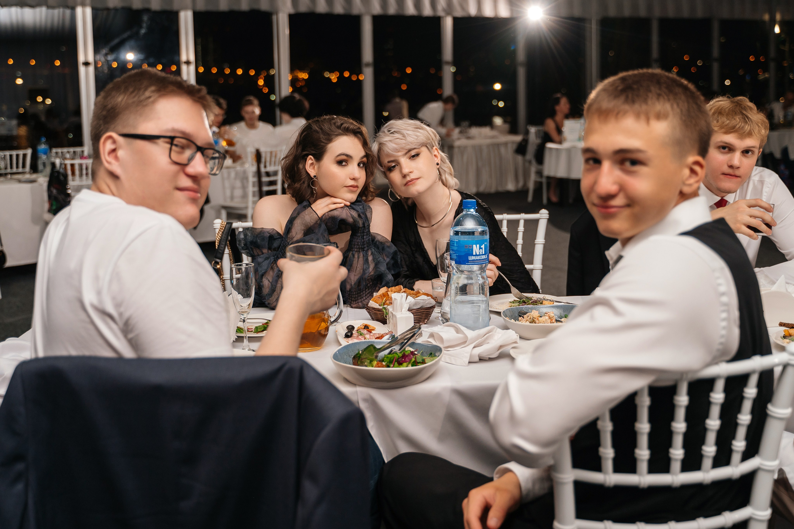 Выпускной Школа № 6. Свадебный фотограф Елена Рякина