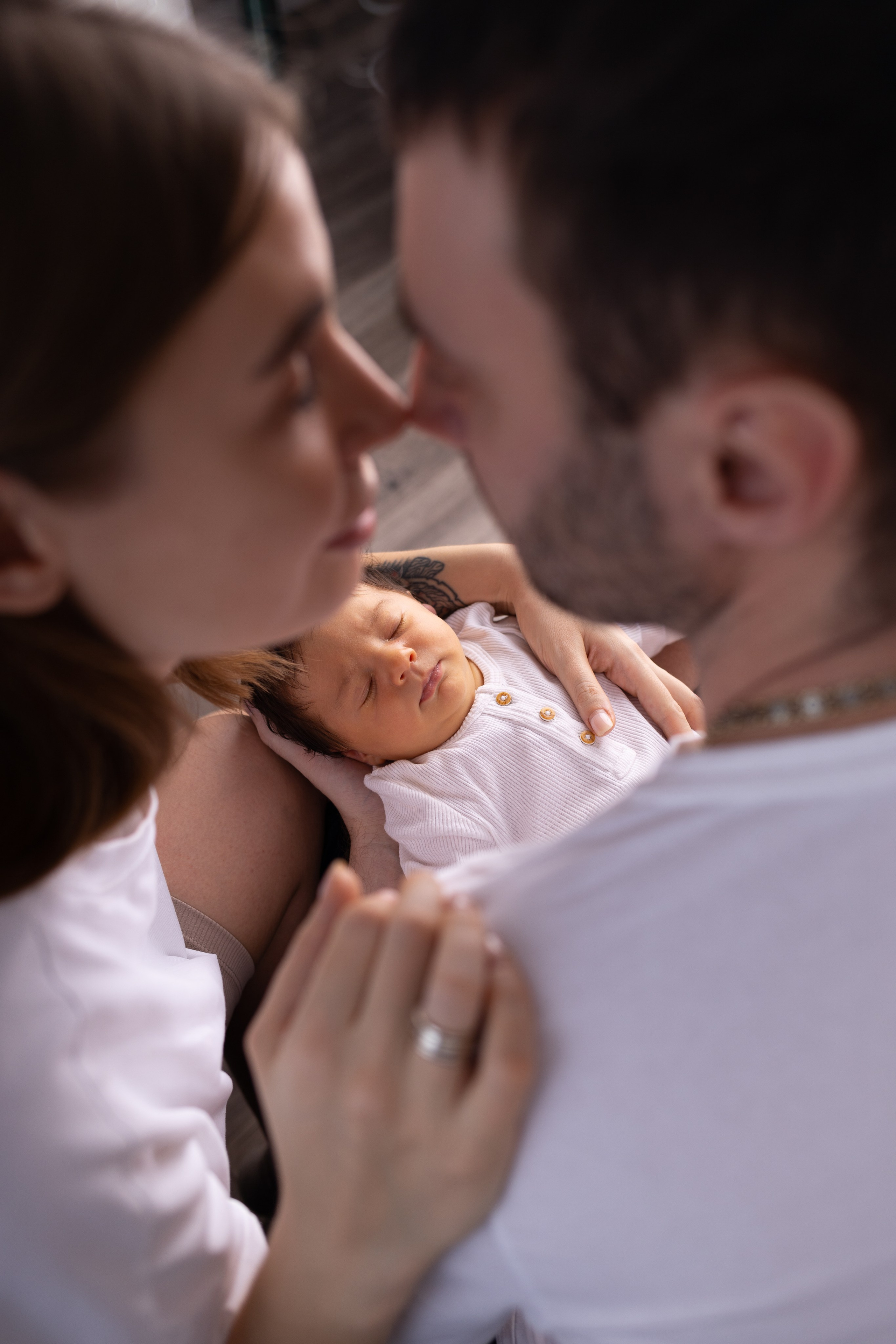 Newborn съемка в стиле Лайф. Фотограф новорожденных малышей в Омске и Омской области Эльвира Камаева