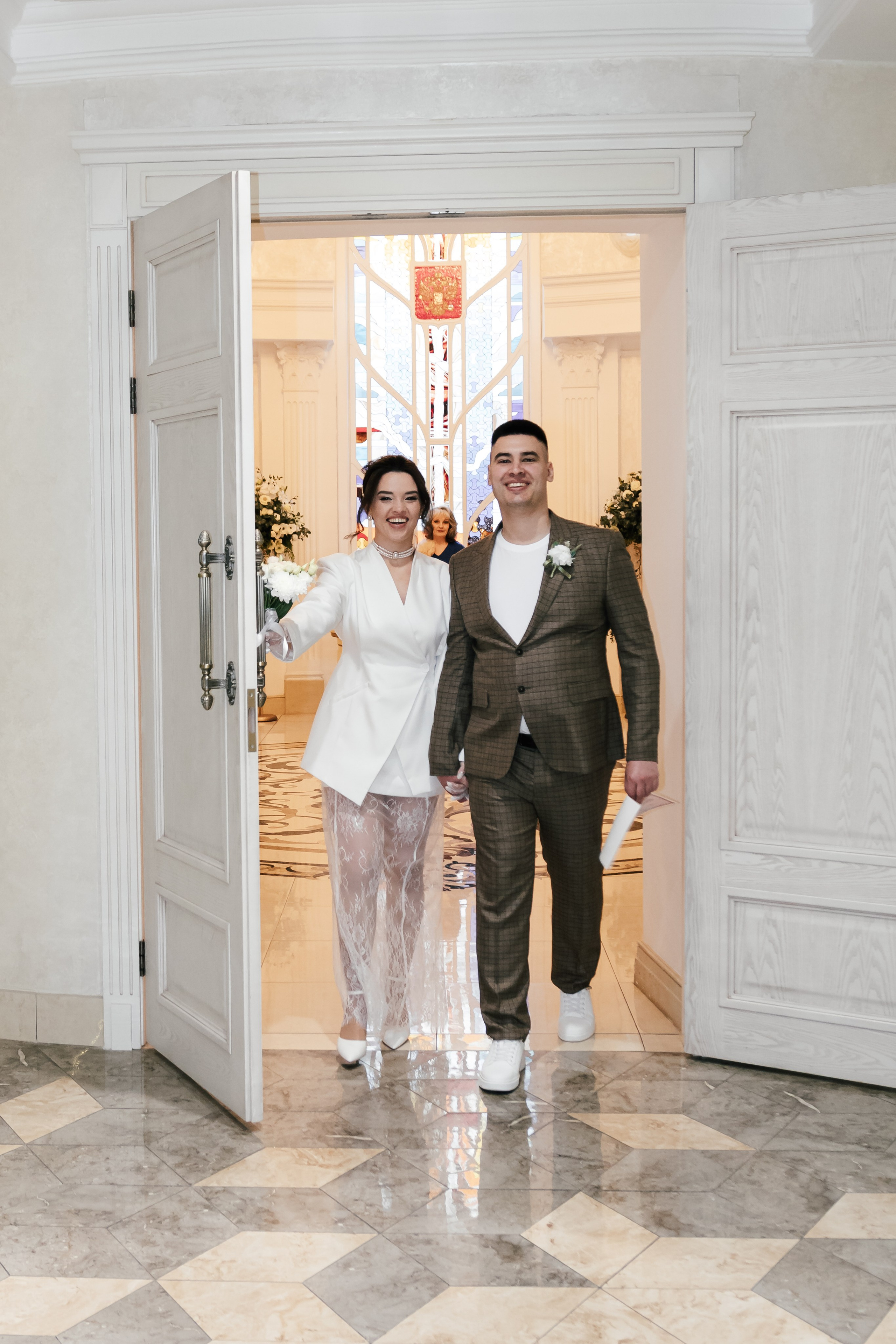 Айсылу и Влад ЗАГС Центральный и фотостудия FREEDOM. Фотограф Новосибирск