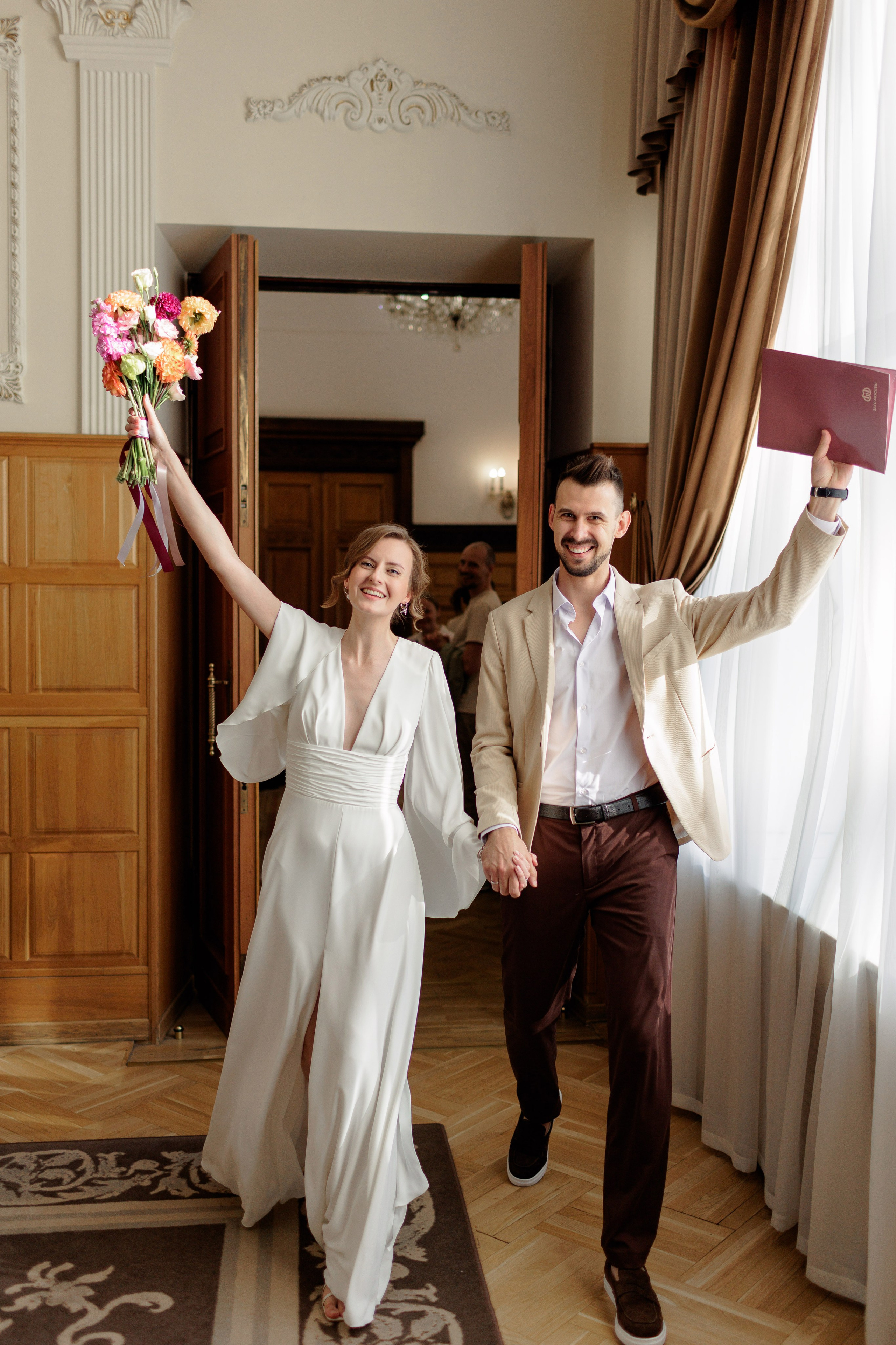 Оля + Антон. Вова Петров