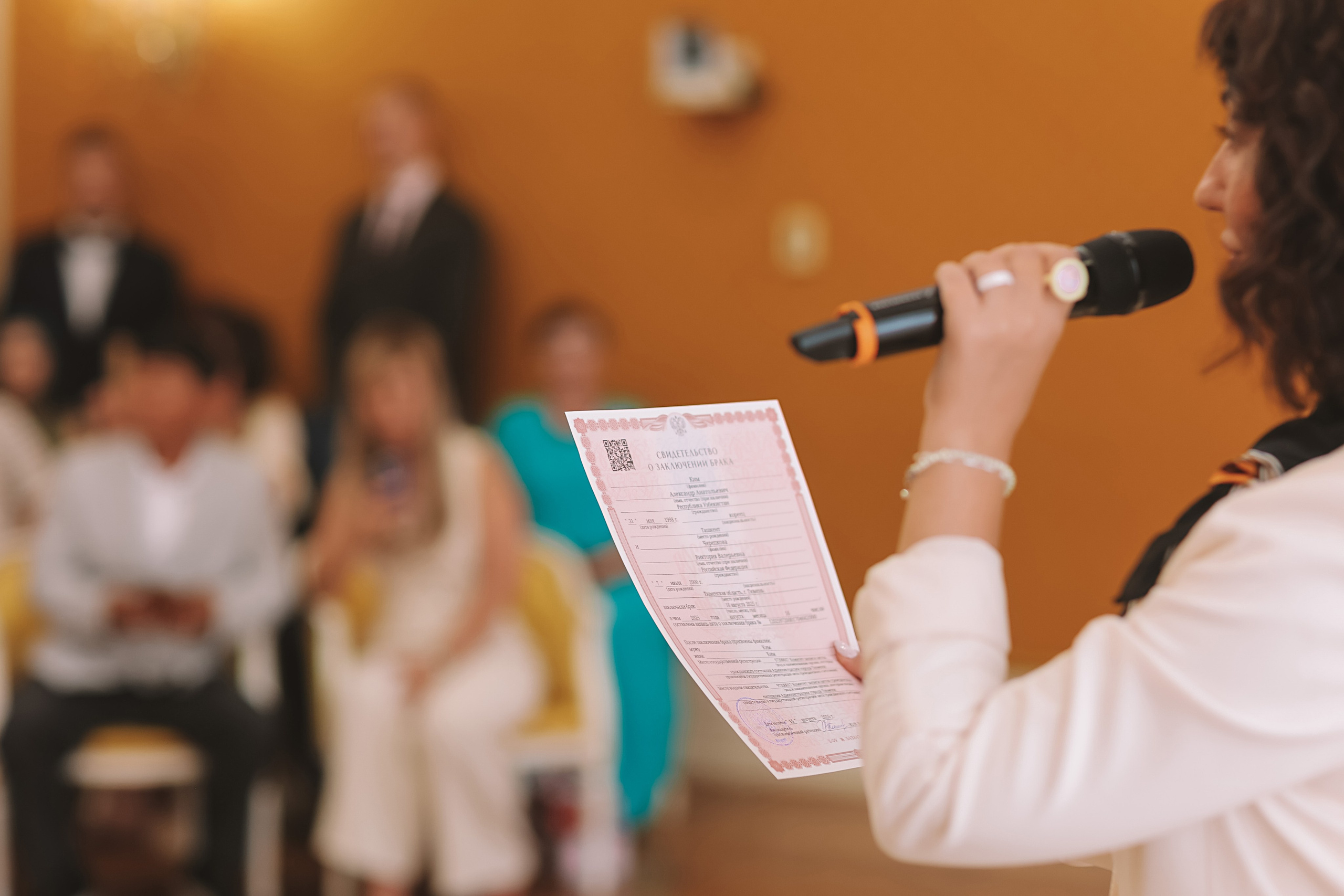 Айвазовский и парк дружбы народов. Семейный фотограф Тюмень, фотограф на роды Салмина Мария