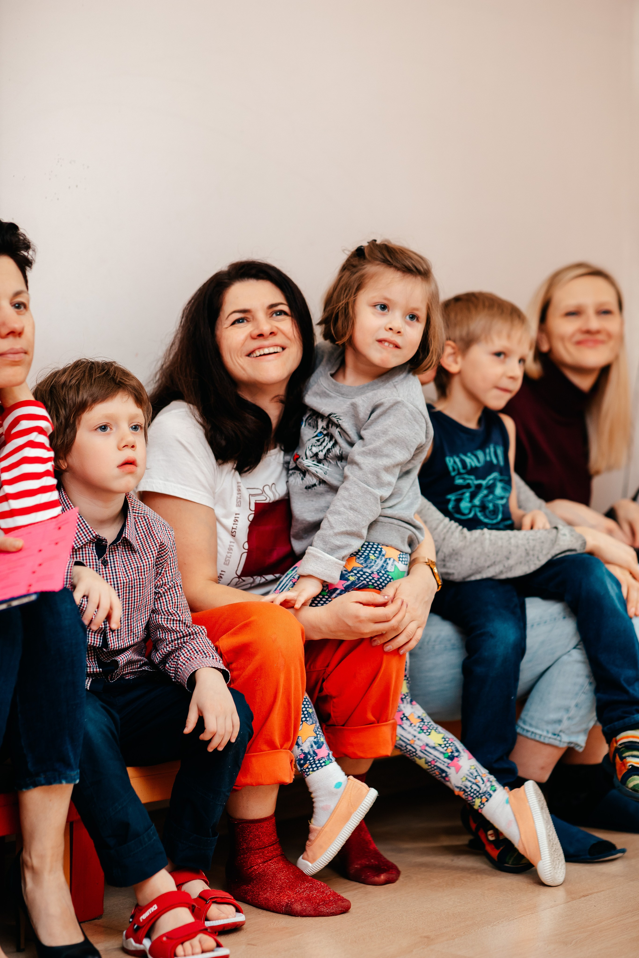 8 марта в Монтессори-саду. Семейный lifestyle фотограф в Санкт-Петербурге Людмила Пахомова