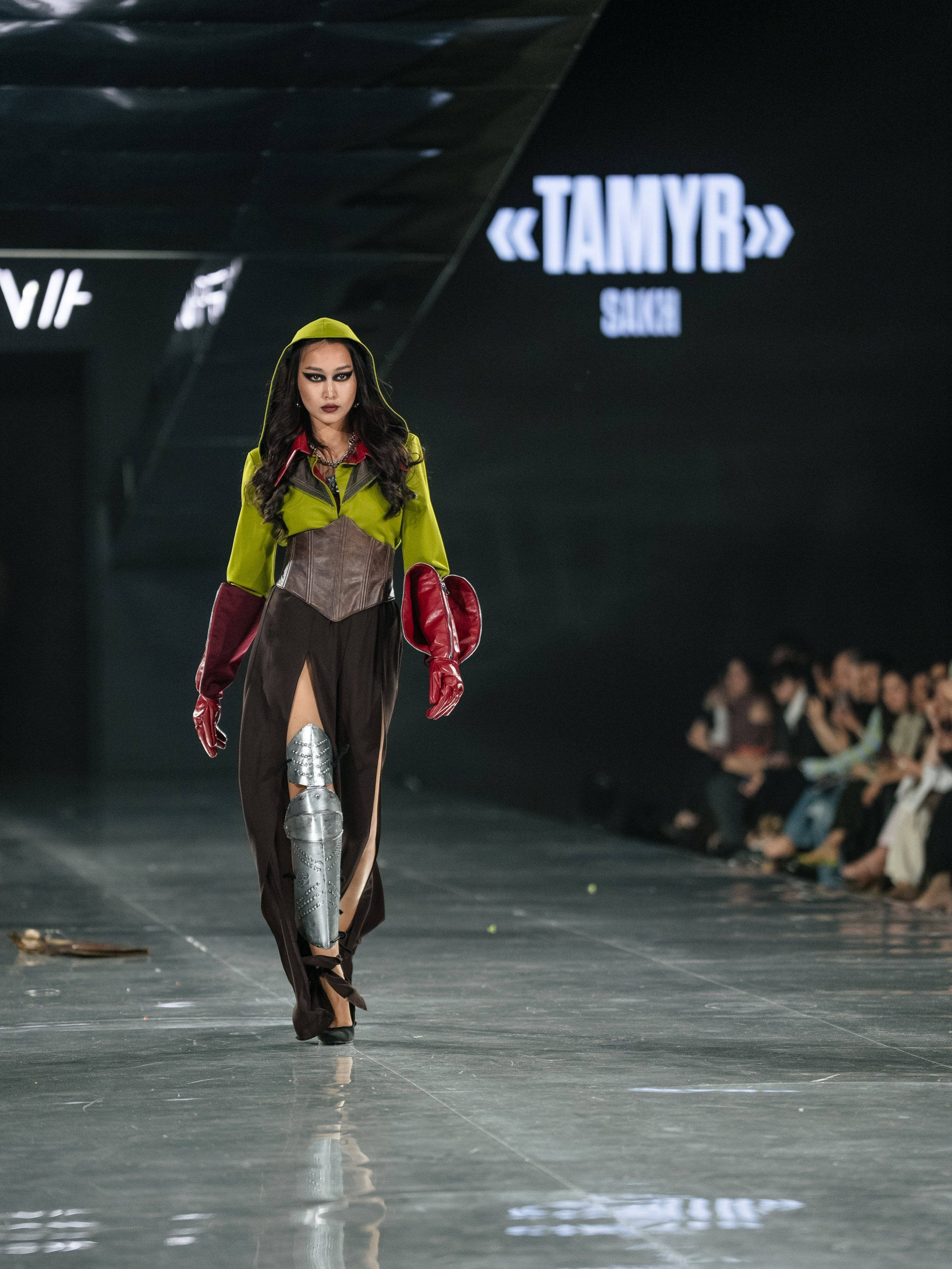 Visa Fashion Week SAKH. Сайт Алматинского НЮ АРТ, будуар и фэшн фотографа Дениса Карпенко
