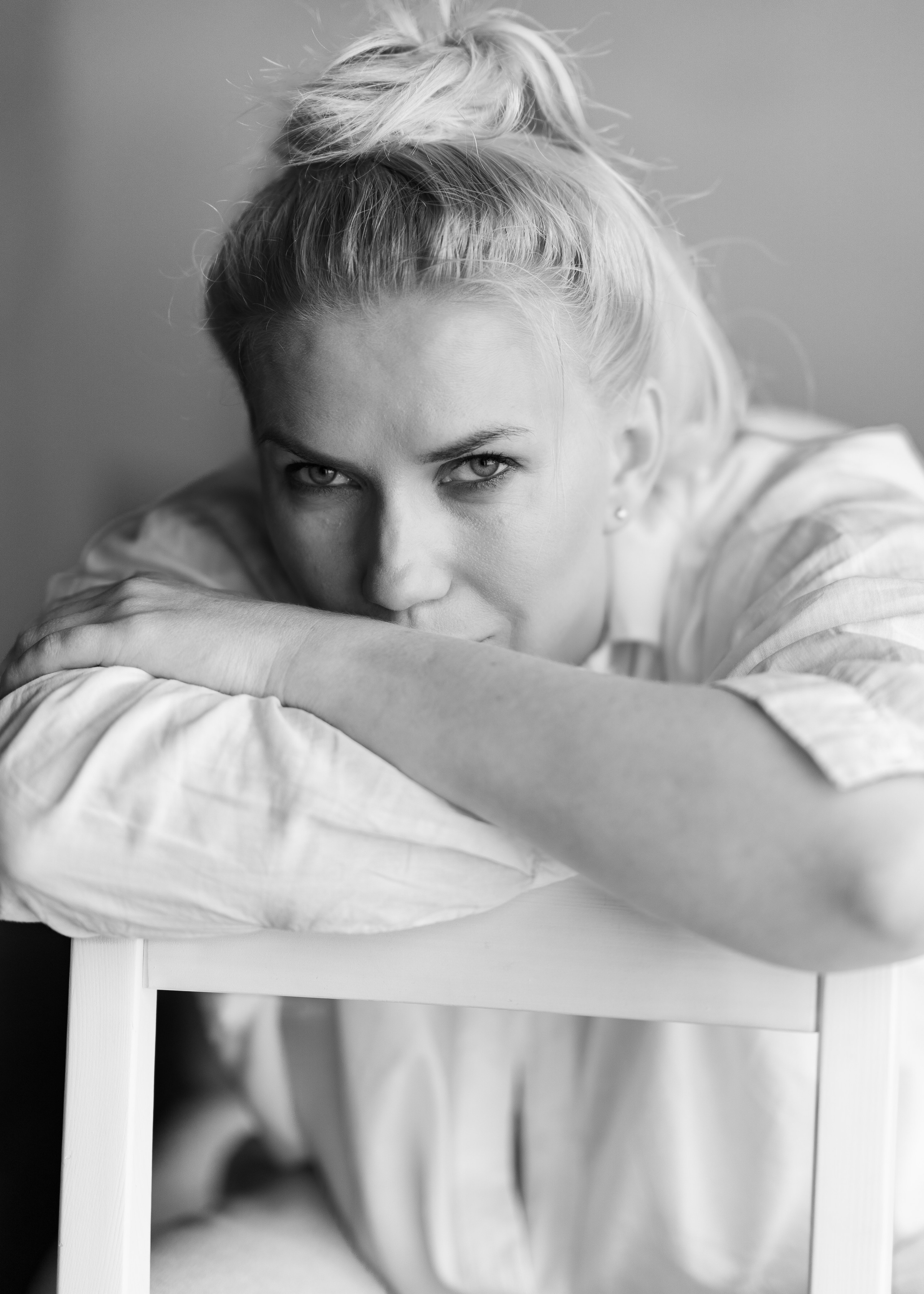 Женский портрет 35+. Женский портретный фотограф 35+ Воронеж. Добро пожаловать в магию ЧБ портрета