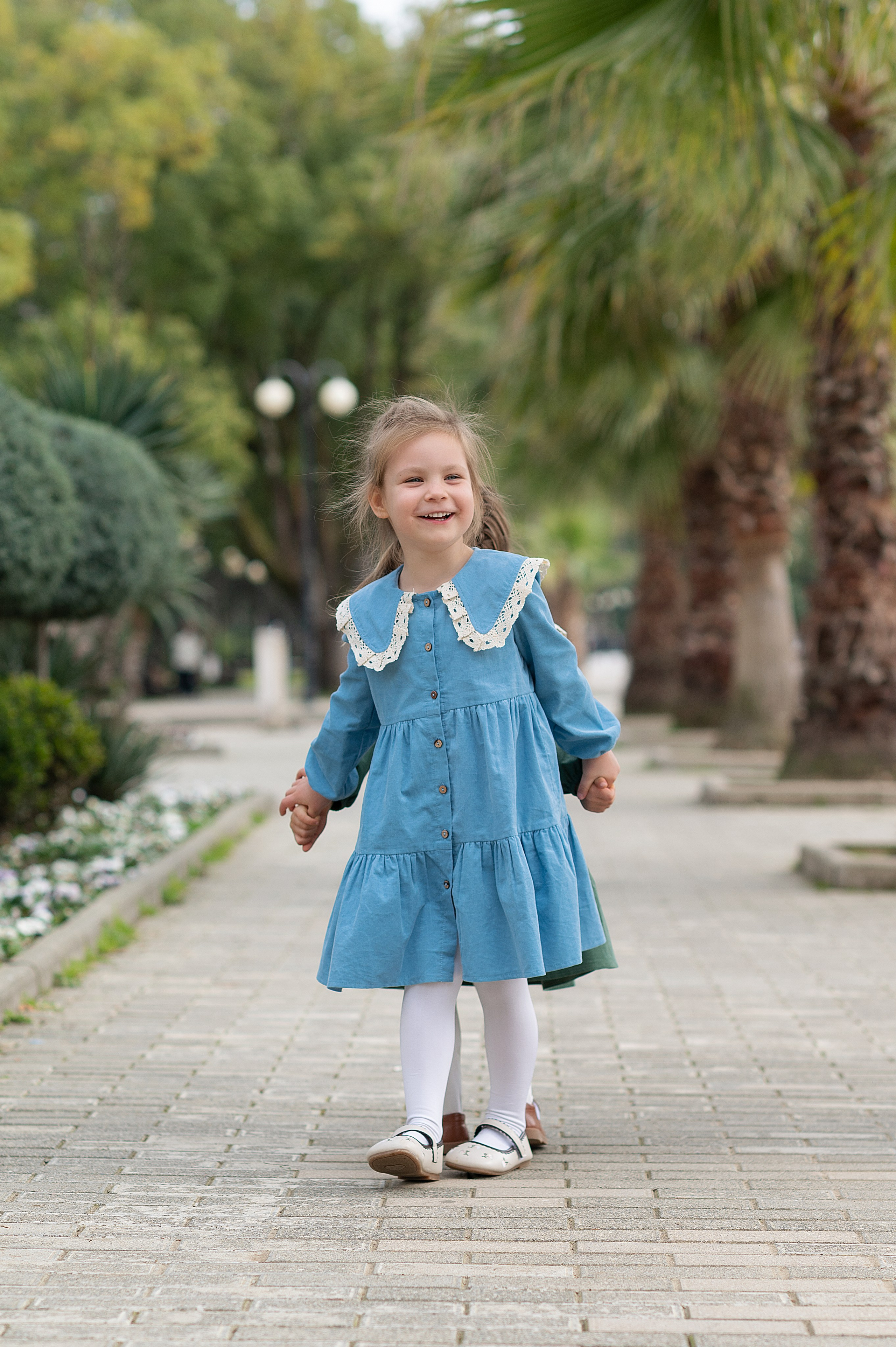 Прогулка с малышом. Детский фотограф Абхазия