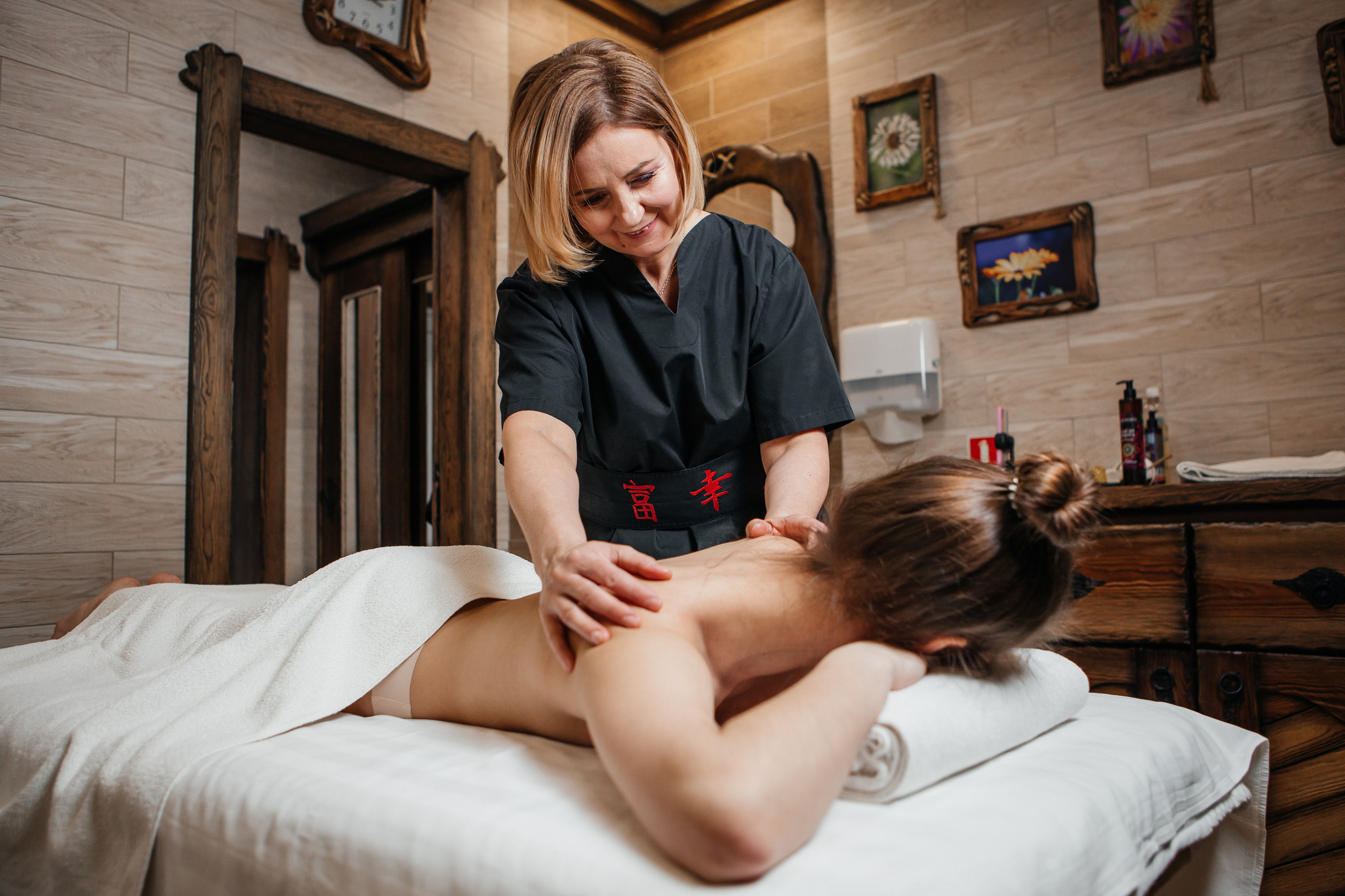 Массажист фотосессия. Дарья Белякова. Свадебный, детский и семейный фотограф в городе Бийск